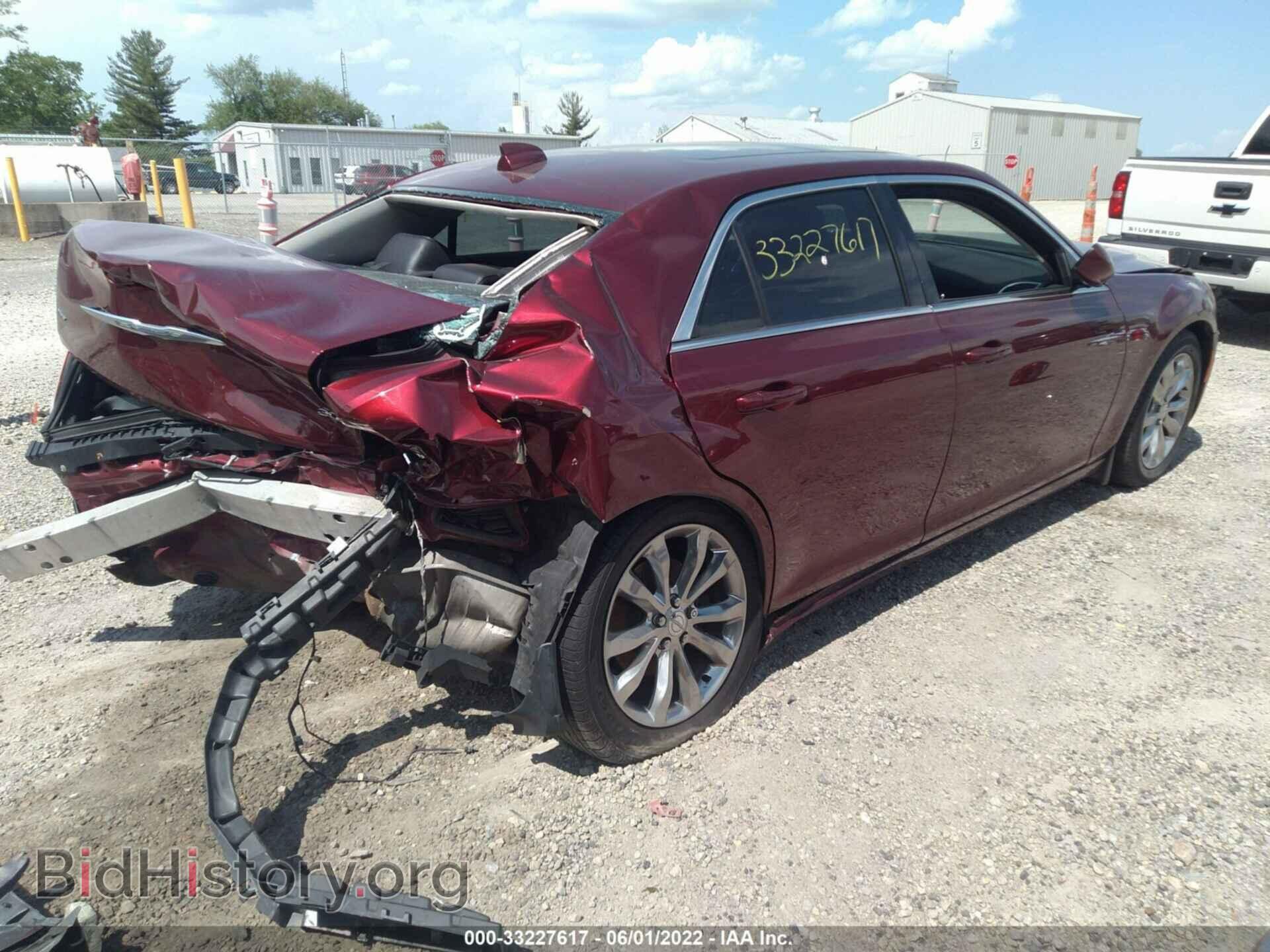 2016 CHRYSLER 300 - VIN: 2C3CCARG5GH321357 - Фото 4
