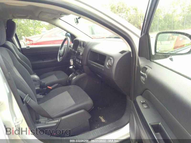 2011 Jeep COMPASS (VIN 1J4NT1FBXBD246300) — фото 5 из 12