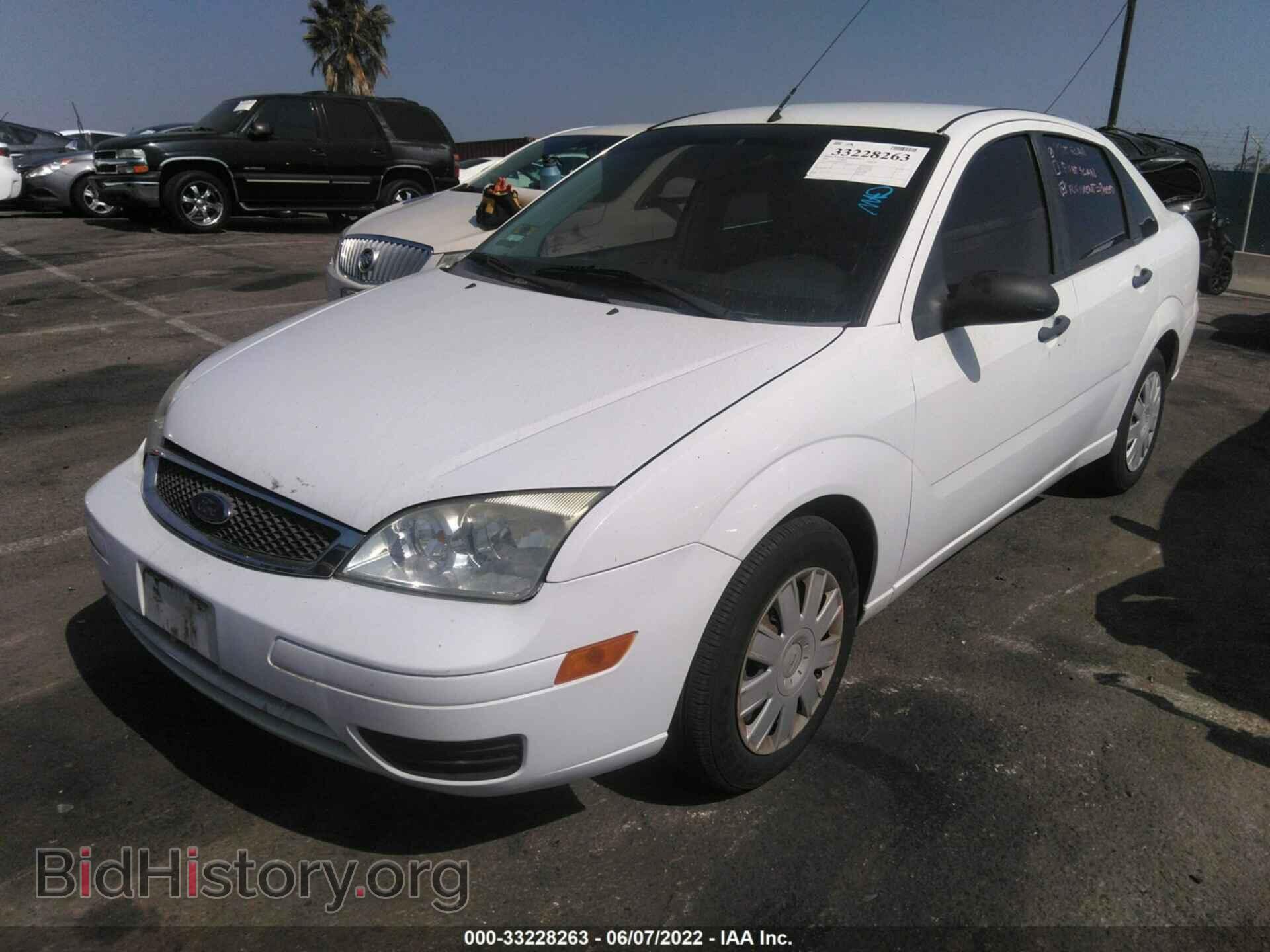 2006 FORD FOCUS - VIN: 1FAFP34N86W223475 - Фото 2
