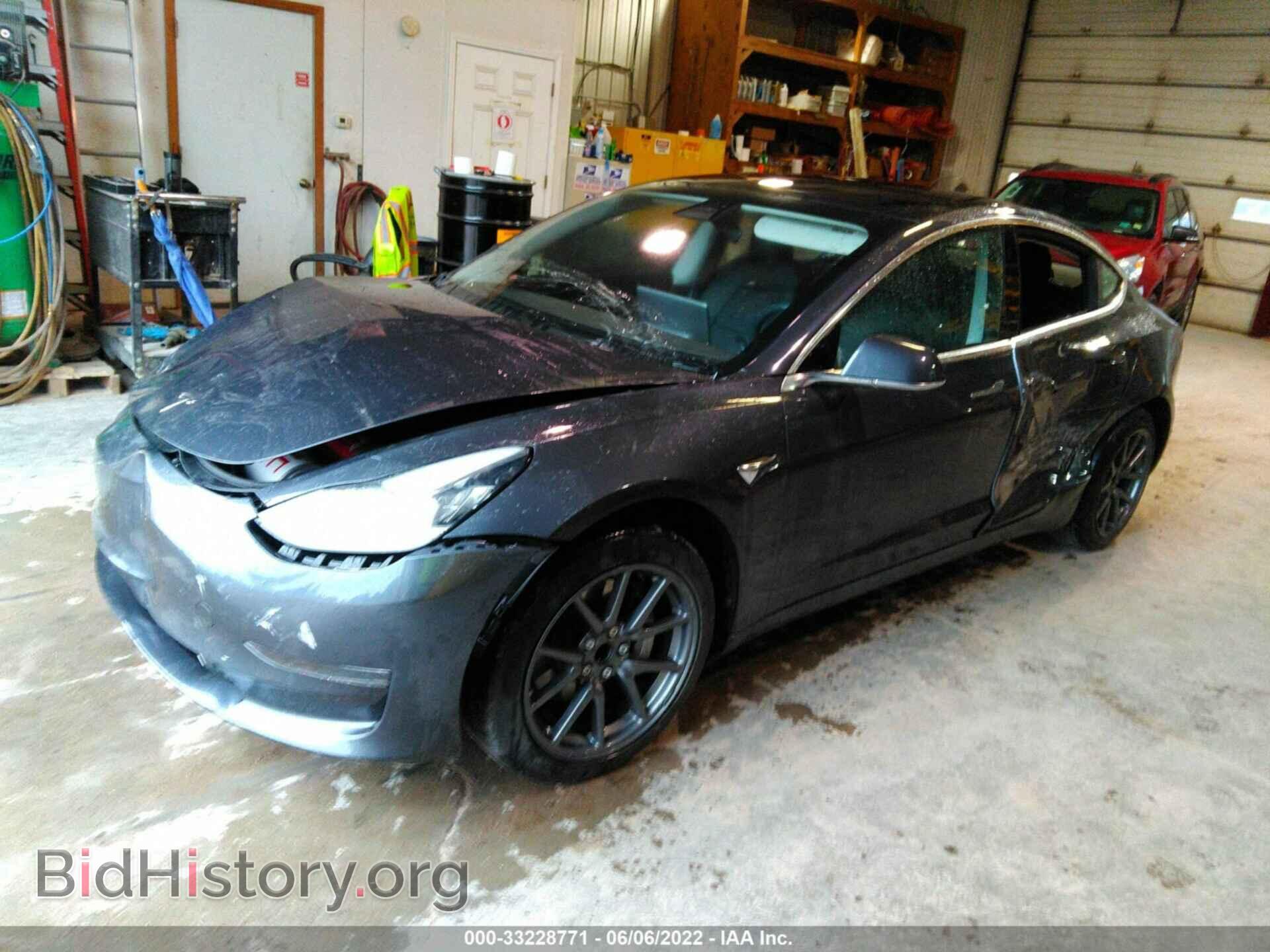 2017 TESLA MODEL 3 - VIN: 5YJ3E1EA4HF002742 - Photo 2