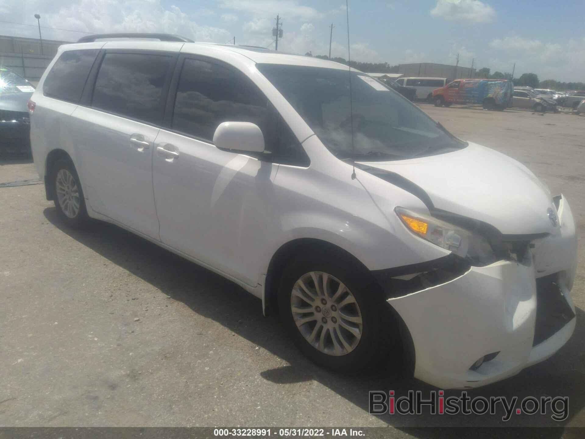 Photo 5TDYK3DC7DS289013 - TOYOTA SIENNA 2013