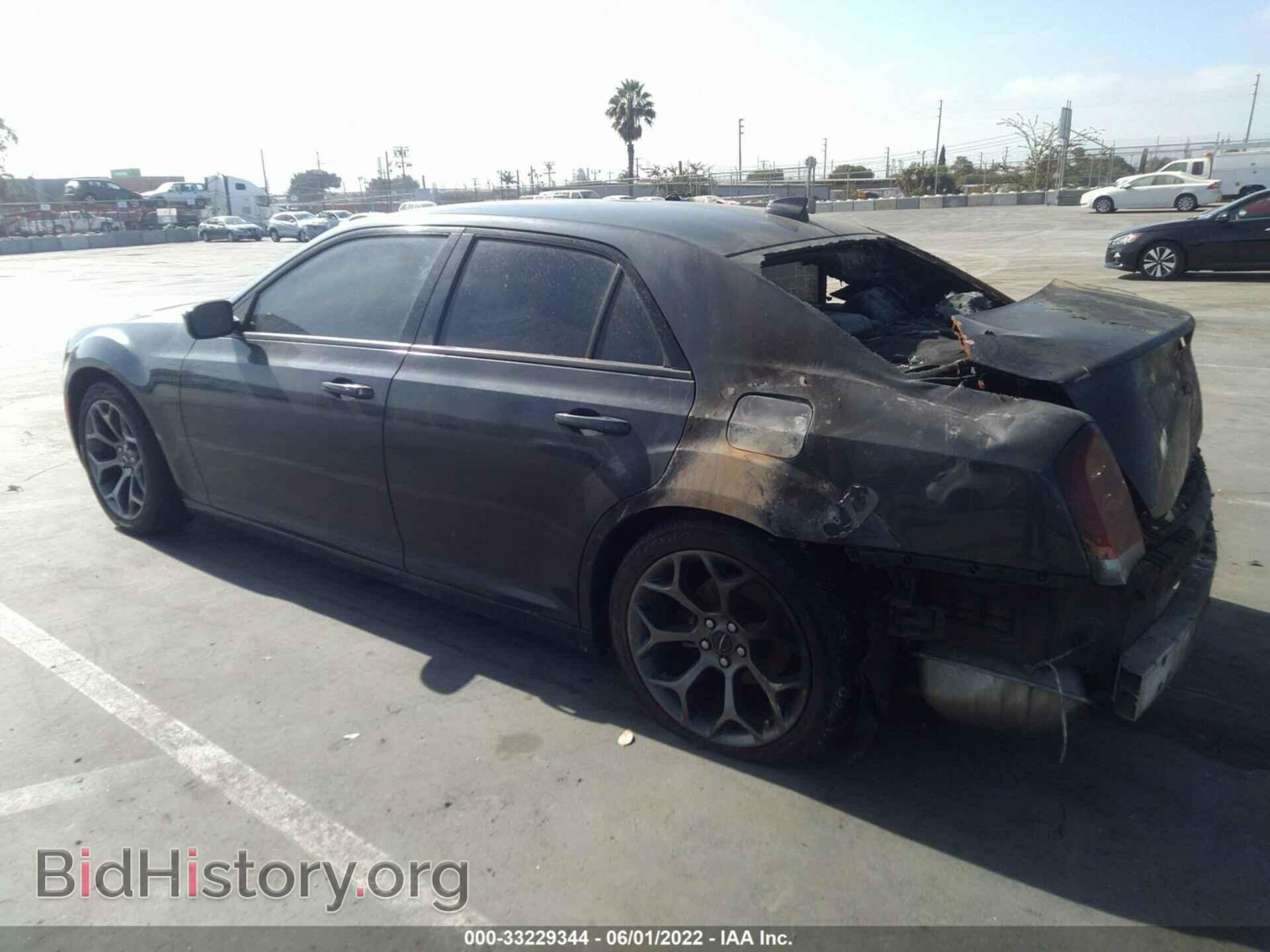 2017 CHRYSLER 300 - VIN: 2C3CCABG9HH663468 - Фото 3