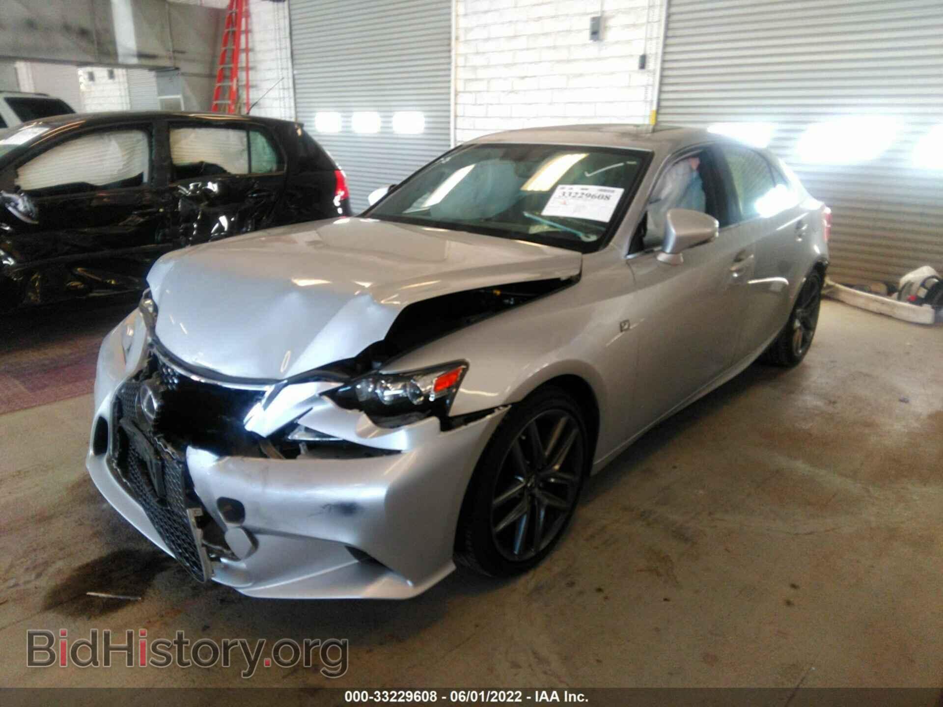 2016 LEXUS IS 200T - VIN: JTHBA1D25G5016505 - Фото 2