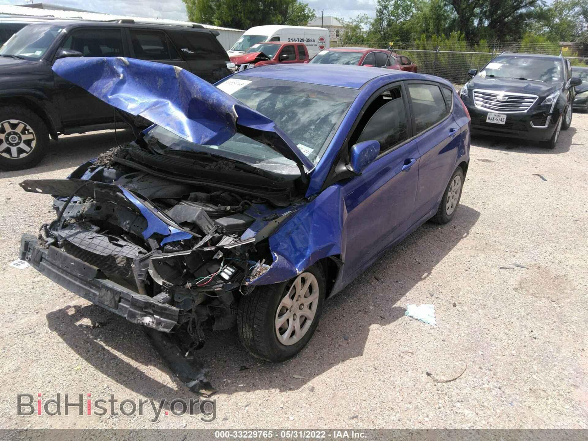 2013 HYUNDAI ACCENT - VIN: KMHCT5AE1DU140371 - Фото 2
