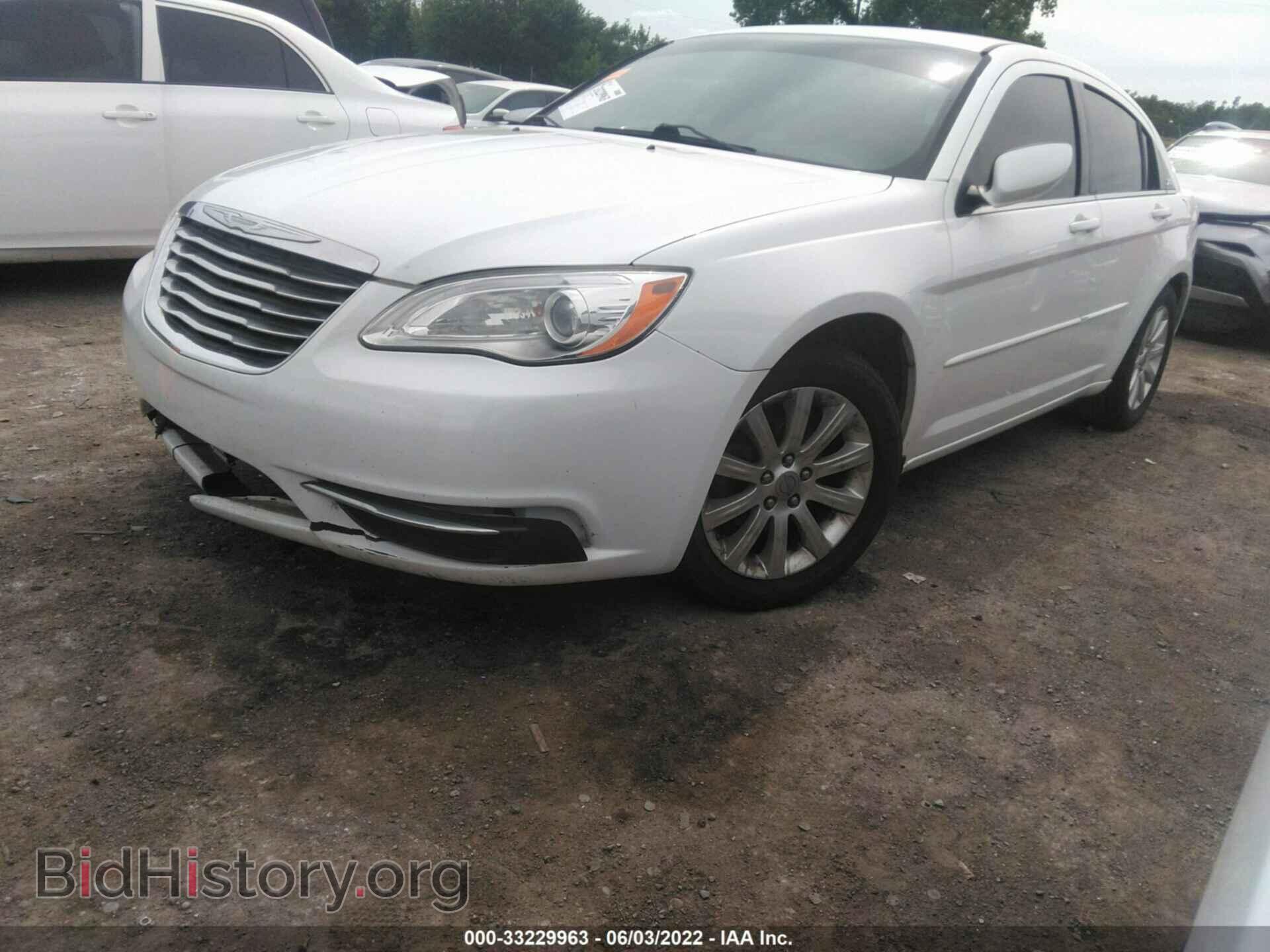 2013 CHRYSLER 200 - VIN: 1C3CCBBB9DN606053 - Photo 2