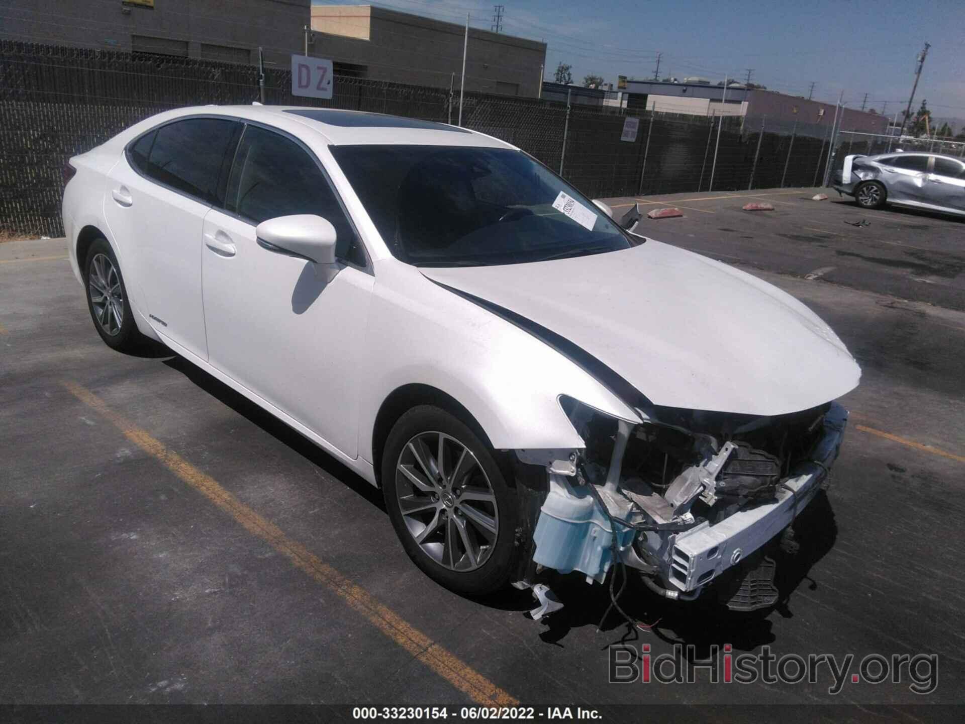 Photo JTHBW1GG2J2194325 - LEXUS ES 2018