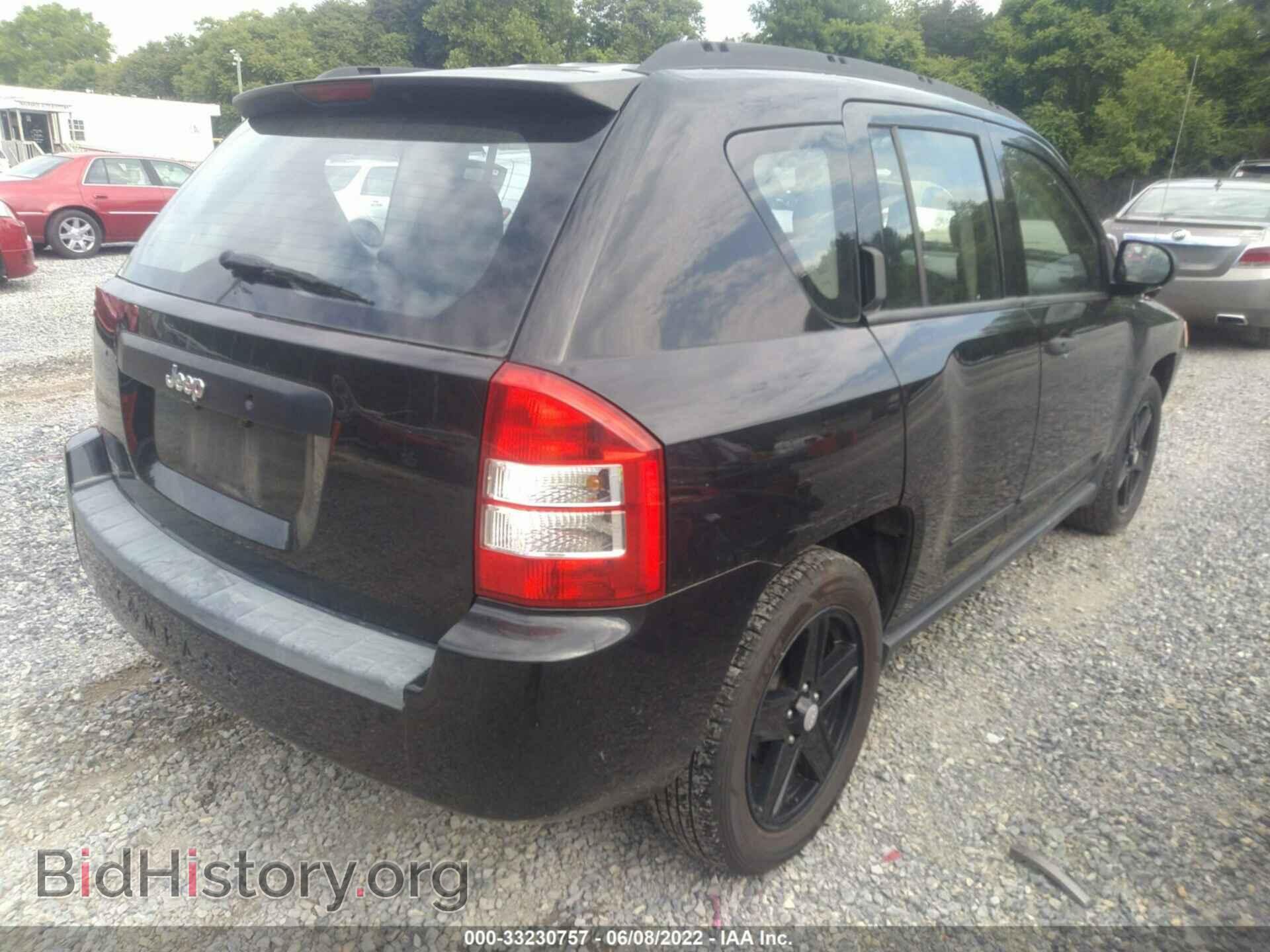 2009 JEEP COMPASS - VIN: 1J4FT47B99D137566 - Фото 4