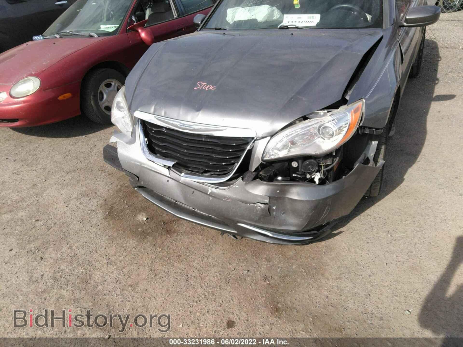2012 CHRYSLER 200 - VIN: 1C3CCBAB5CN236140 - Фото 6