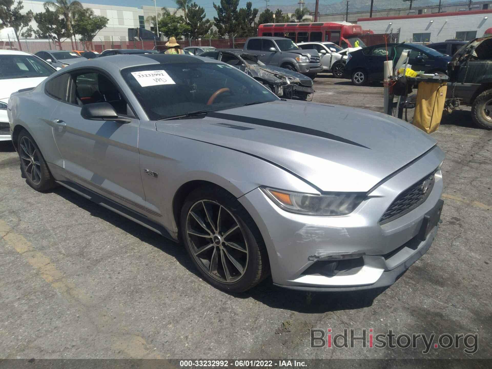 Photo 1FA6P8TH4F5403437 - FORD MUSTANG 2015