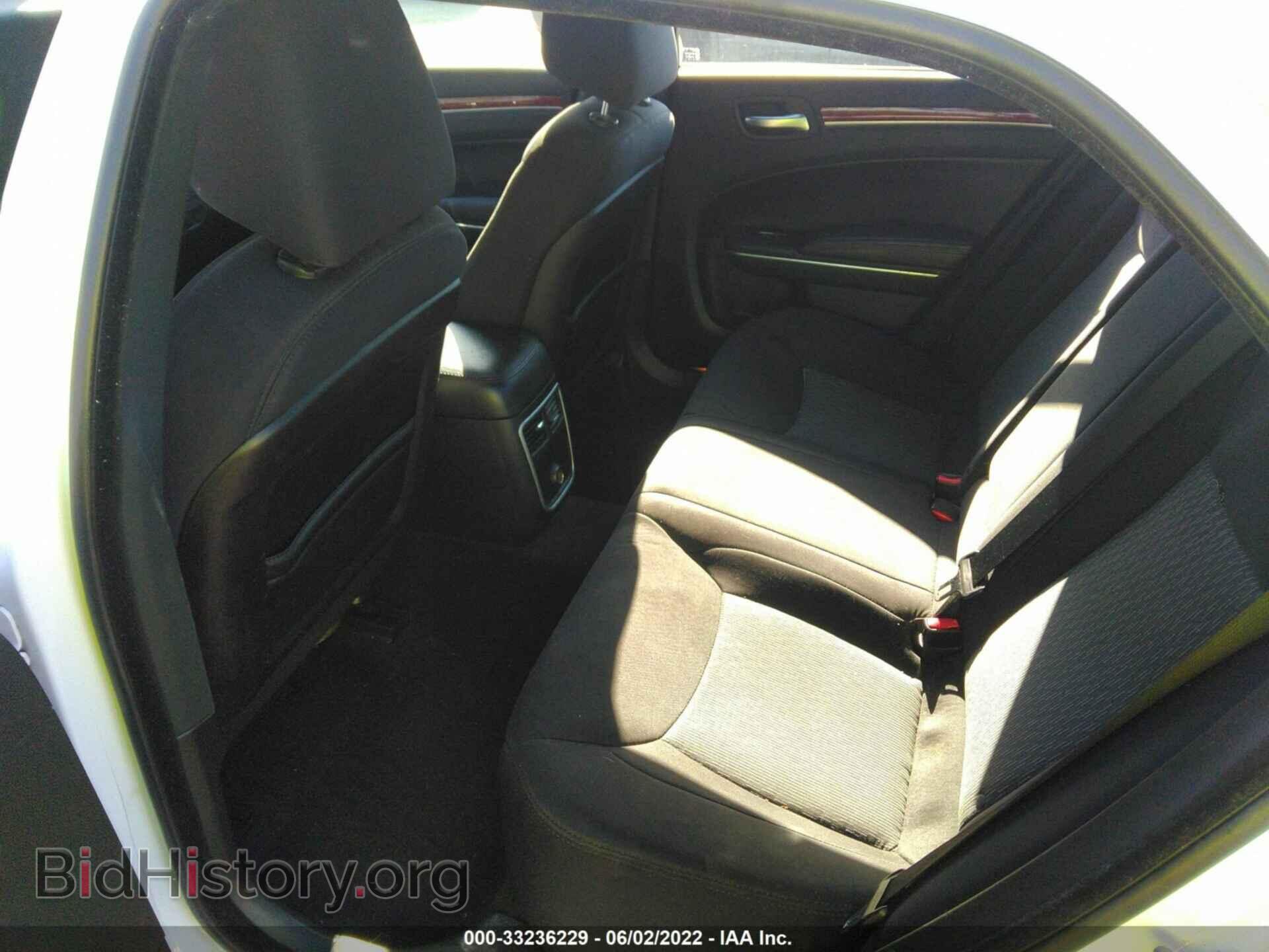 2012 CHRYSLER 300 - VIN: 2C3CCAAG0CH273501 - Photo 8