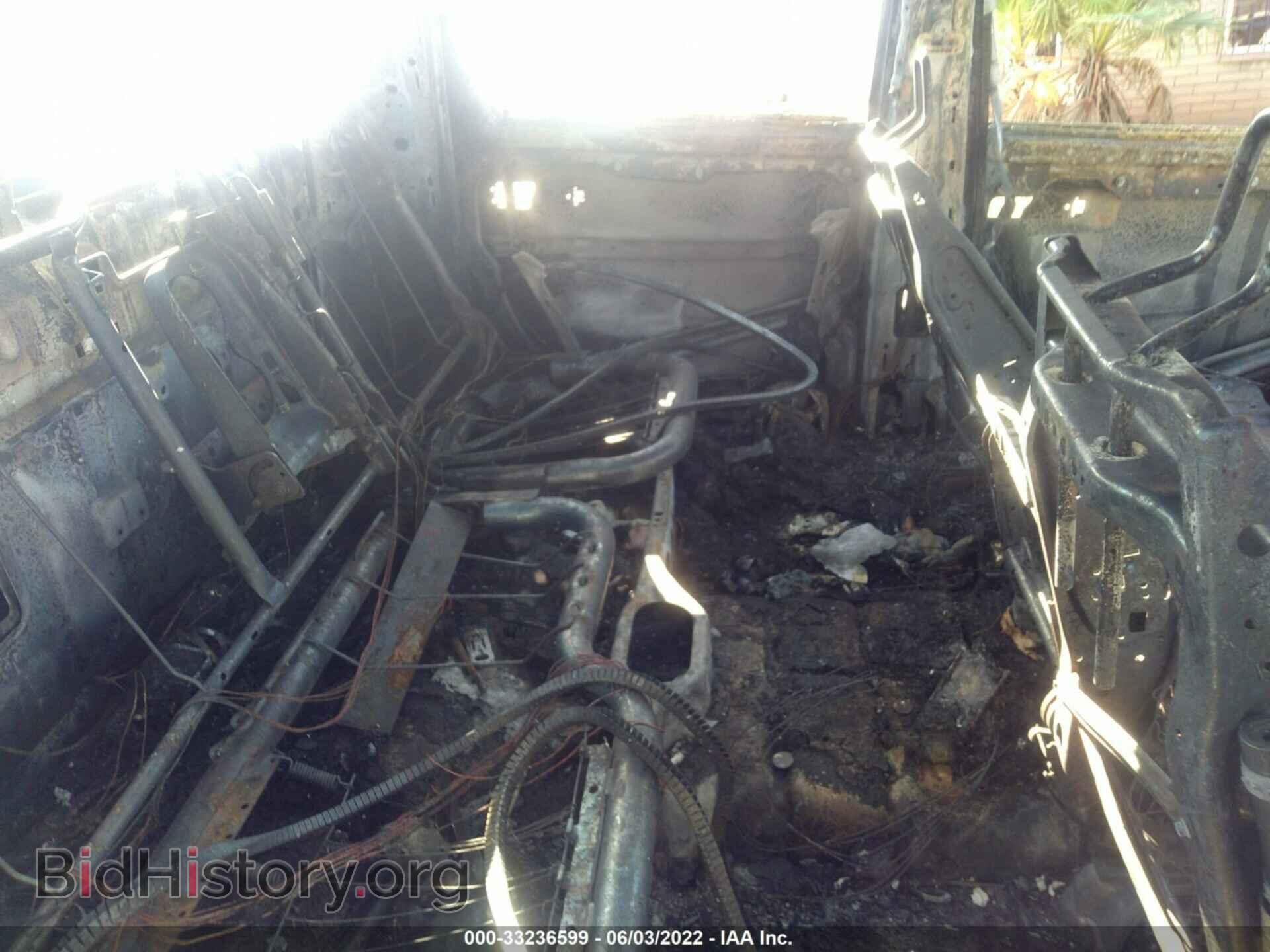 2015 RAM 1500 - VIN: 1C6RR6LM1FS755936 - Фото 8