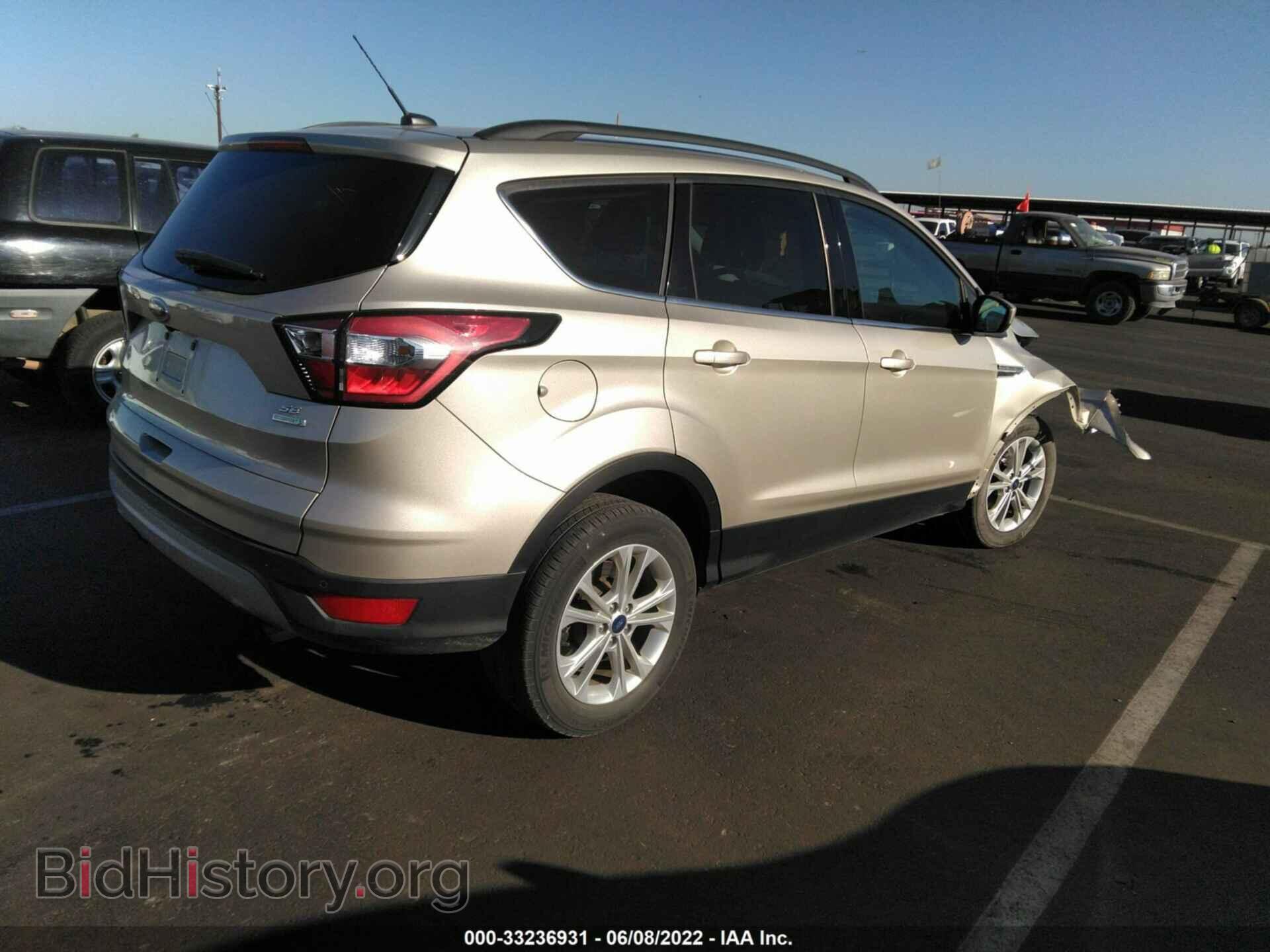 2017 FORD ESCAPE - VIN: 1FMCU0GD3HUC48172 - Photo 4