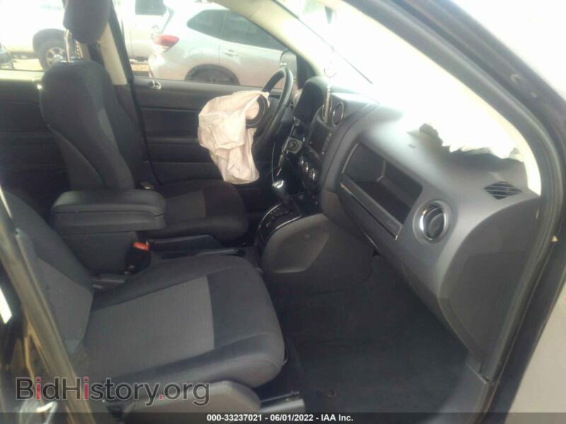 2012 Jeep COMPASS (VIN 1C4NJCEB8CD586457) — photo 5 of 11