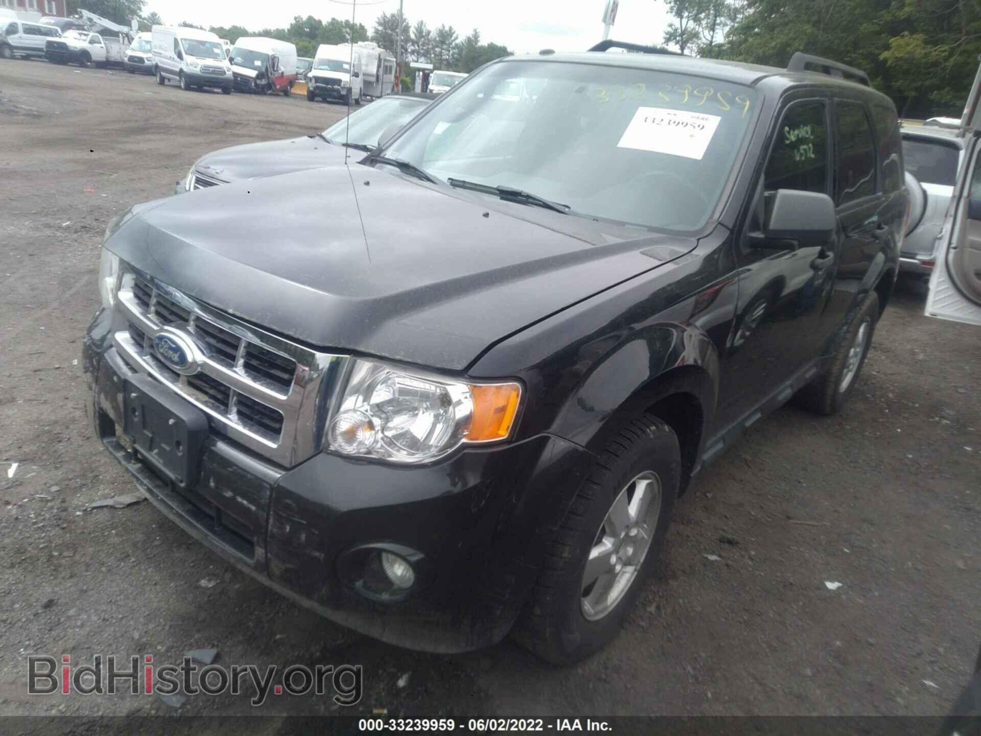 2011 FORD ESCAPE - VIN: 1FMCU9DG9BKB66212 - Фото 2