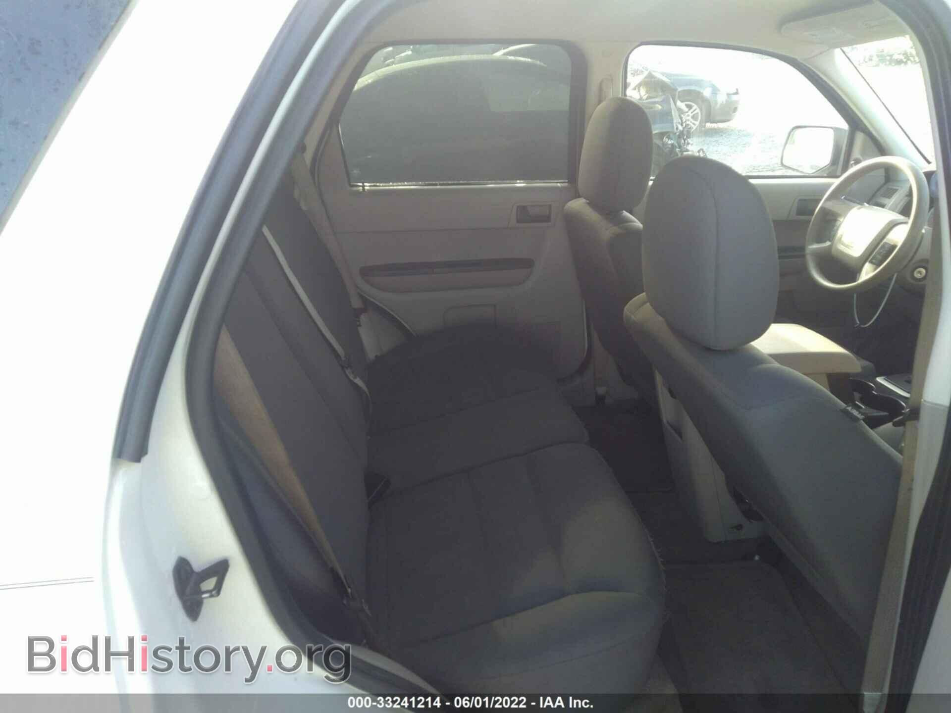 2010 FORD ESCAPE - VIN: 1FMCU0C73AKC31261 - Фото 8