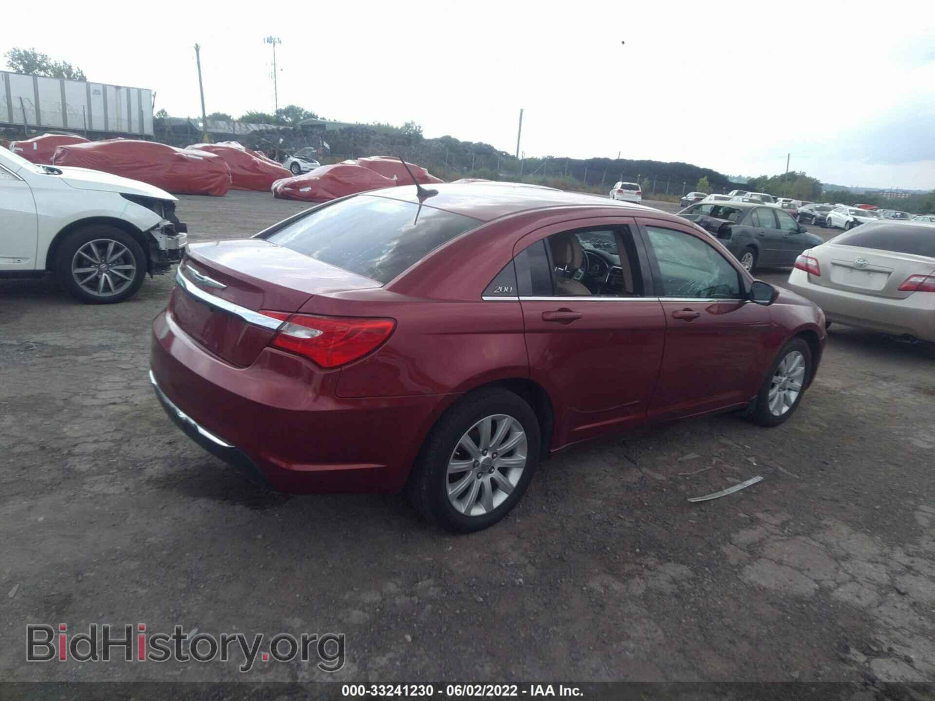 2014 CHRYSLER 200 - VIN: 1C3CCBBB8EN107746 - Фото 4