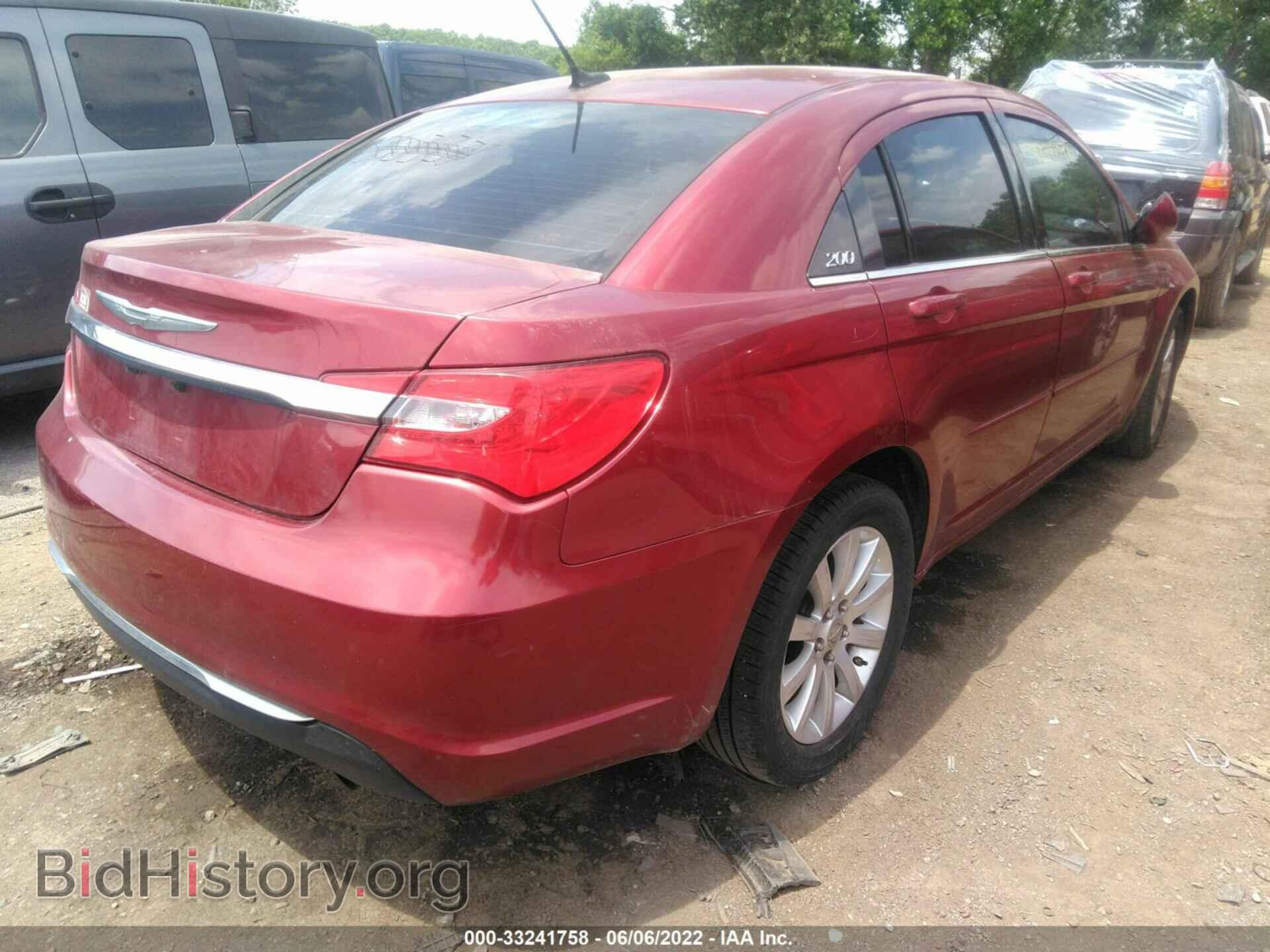 2013 CHRYSLER 200 - VIN: 1C3CCBBB1DN635840 - Фото 4
