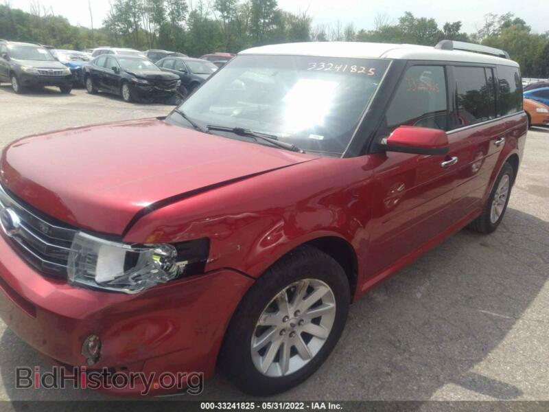 2010 Ford FLEX (VIN 2FMGK5CC7ABA67928) — фото 2 из 11