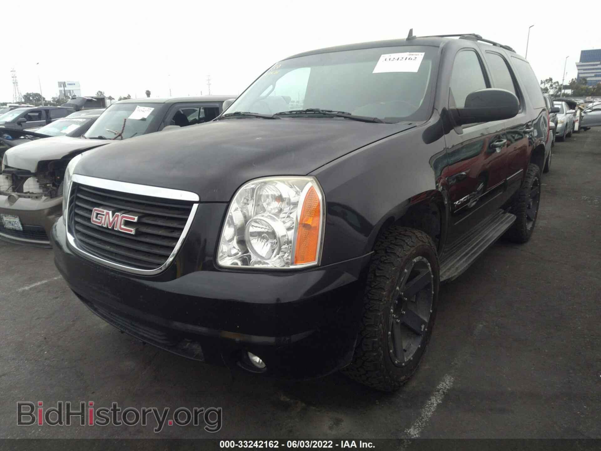 2013 GMC YUKON - VIN: 1GKS2AE06DR300813 - Фото 2
