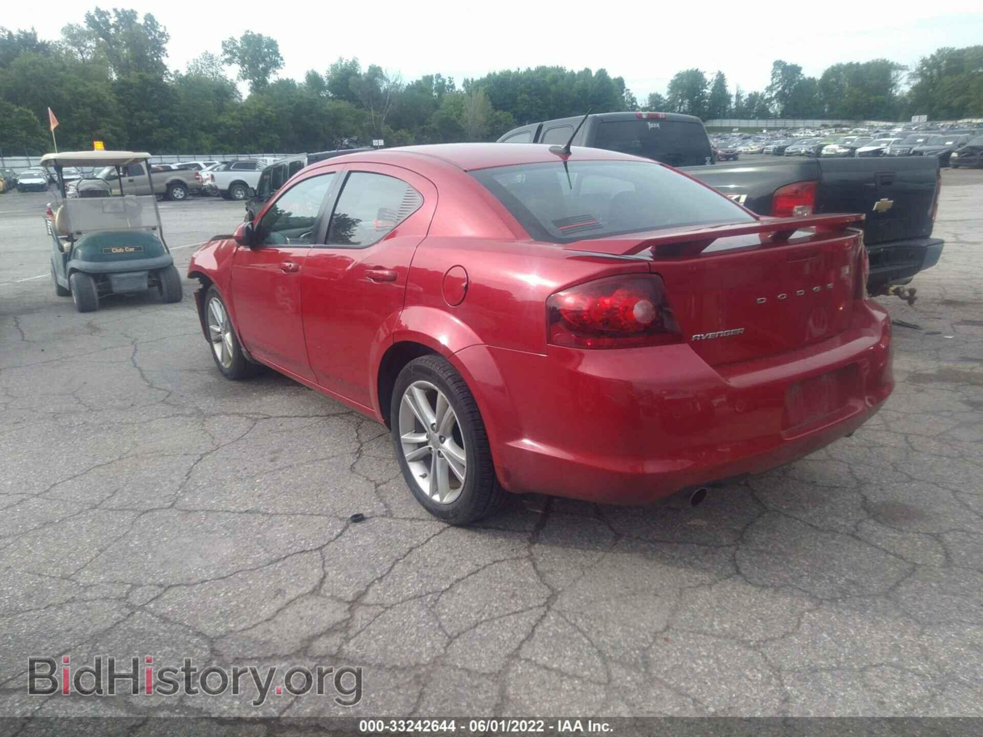 2011 DODGE AVENGER - VIN: 1B3BD1FG2BN596212 - Фото 3