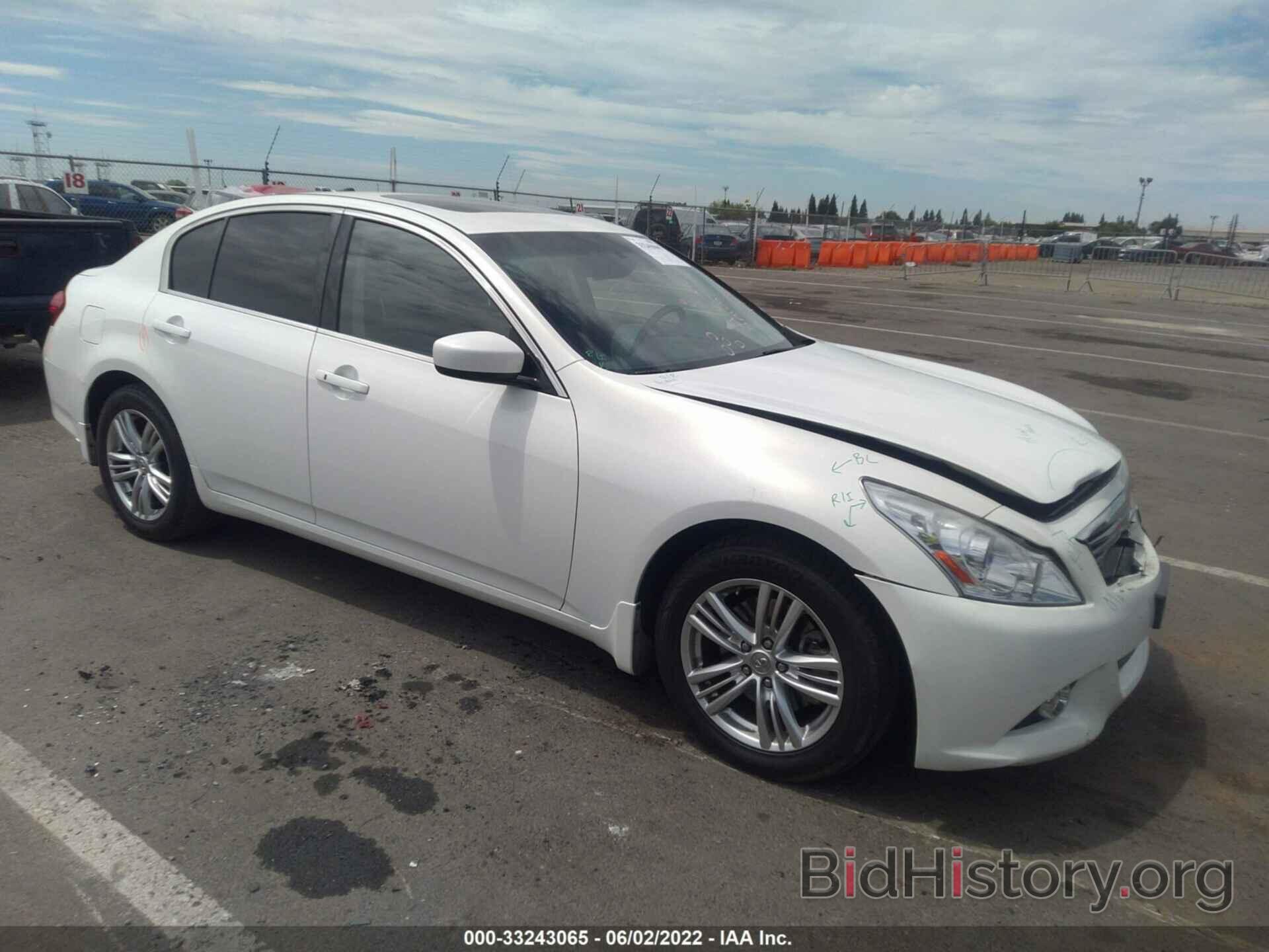 Photo JN1CV6AR6DM354220 - INFINITI G37 SEDAN 2013