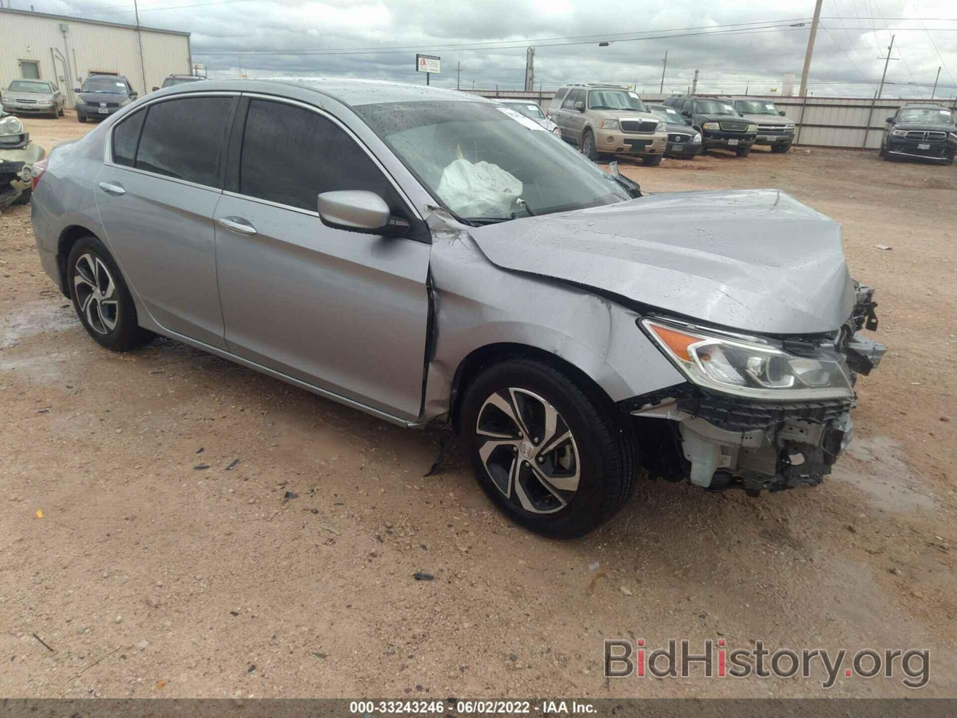 Photo 1HGCR2F30HA215160 - HONDA ACCORD SEDAN 2017