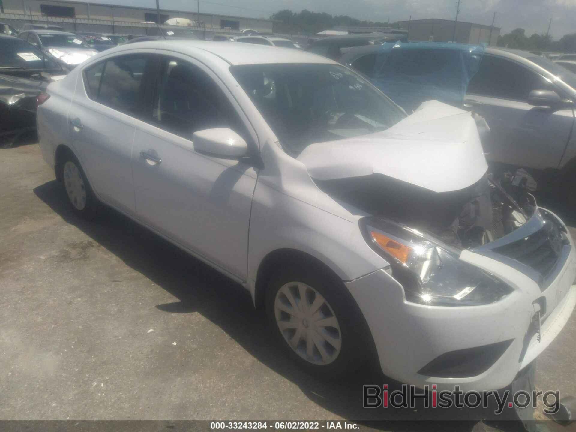 Photo 3N1CN7AP2KL809818 - NISSAN VERSA SEDAN 2019