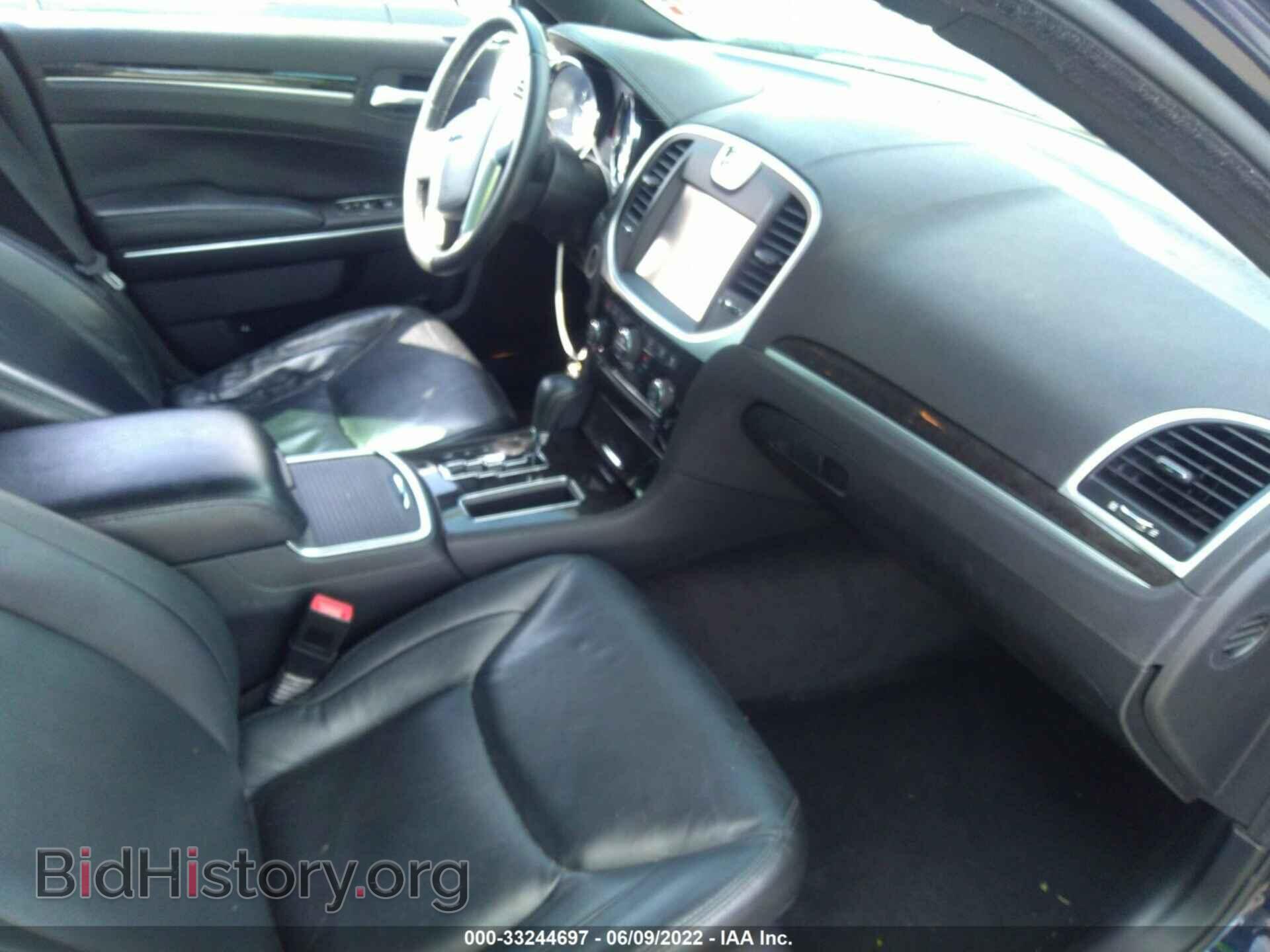 2011 CHRYSLER 300 - VIN: 2C3CA5CGXBH536991 - Фото 5