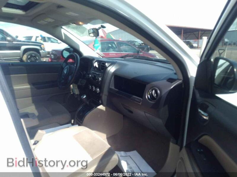 2011 Jeep COMPASS (VIN 1J4NT1FB7BD189909) — фото 5 из 11