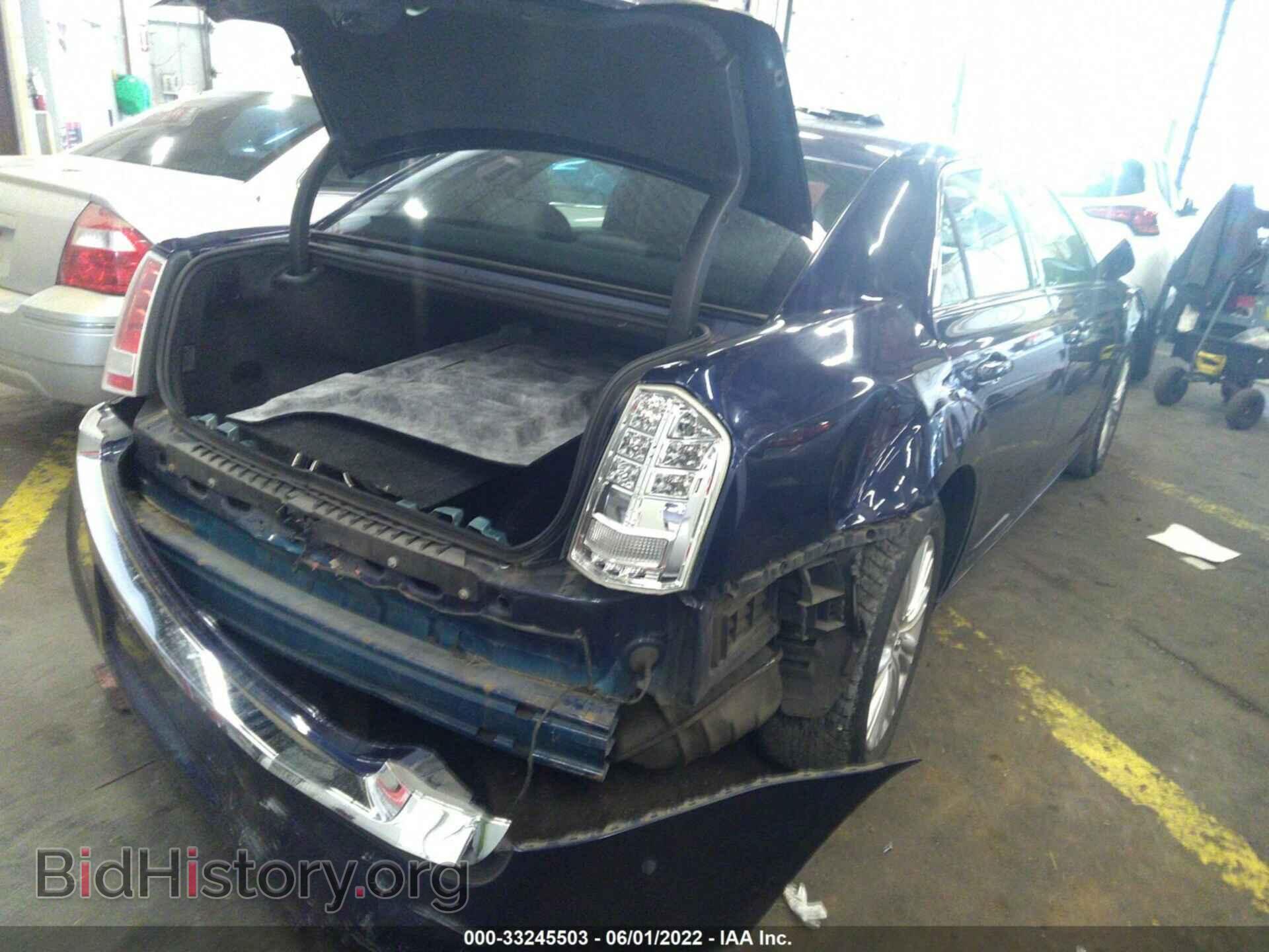 2014 CHRYSLER 300 - VIN: 2C3CCARG5EH255888 - Photo 4
