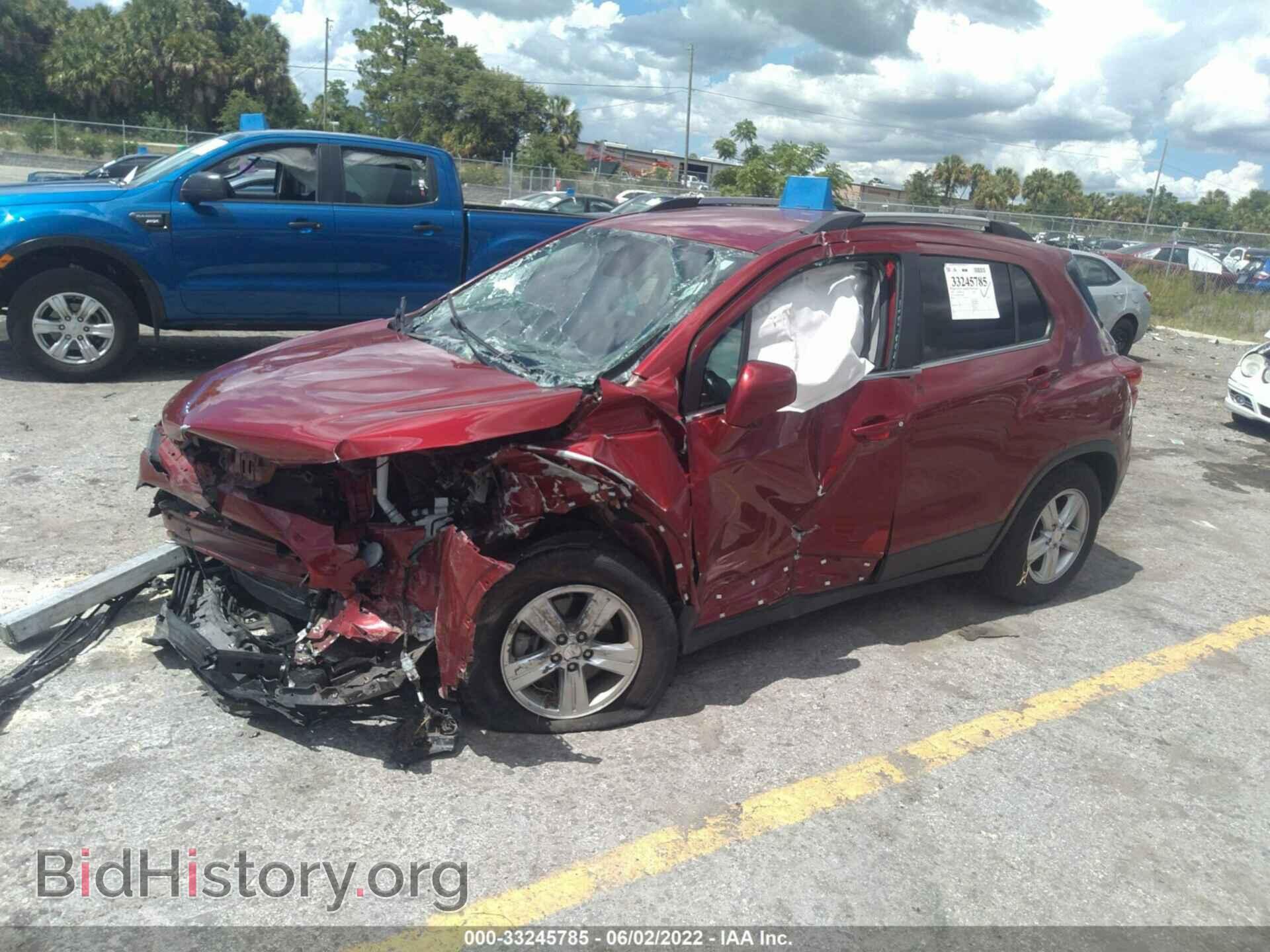 2019 CHEVROLET TRAX - VIN: 3GNCJLSB3KL296090 - Photo 2