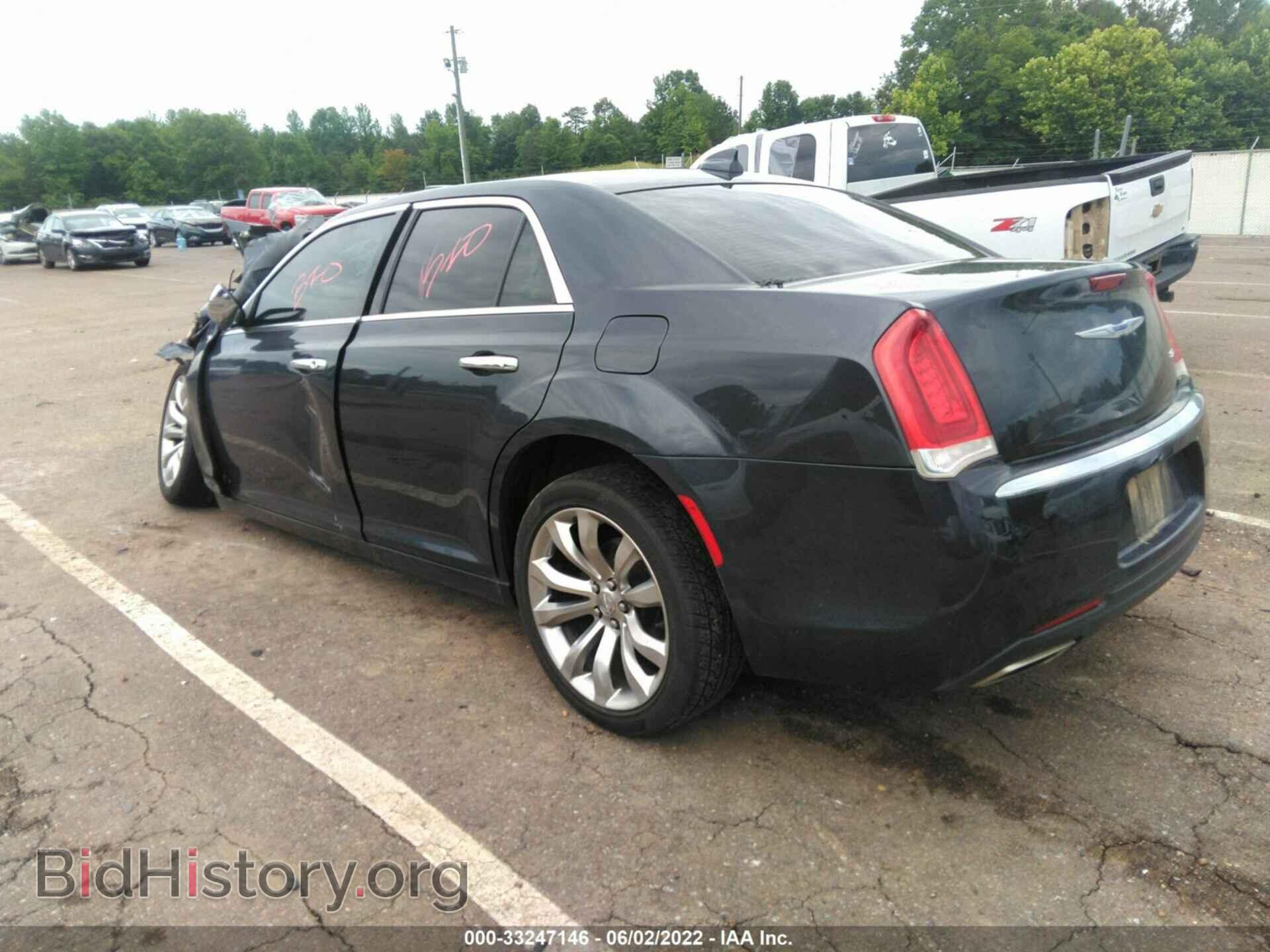 2019 CHRYSLER 300 - VIN: 2C3CCAEG6KH536499 - Фото 3