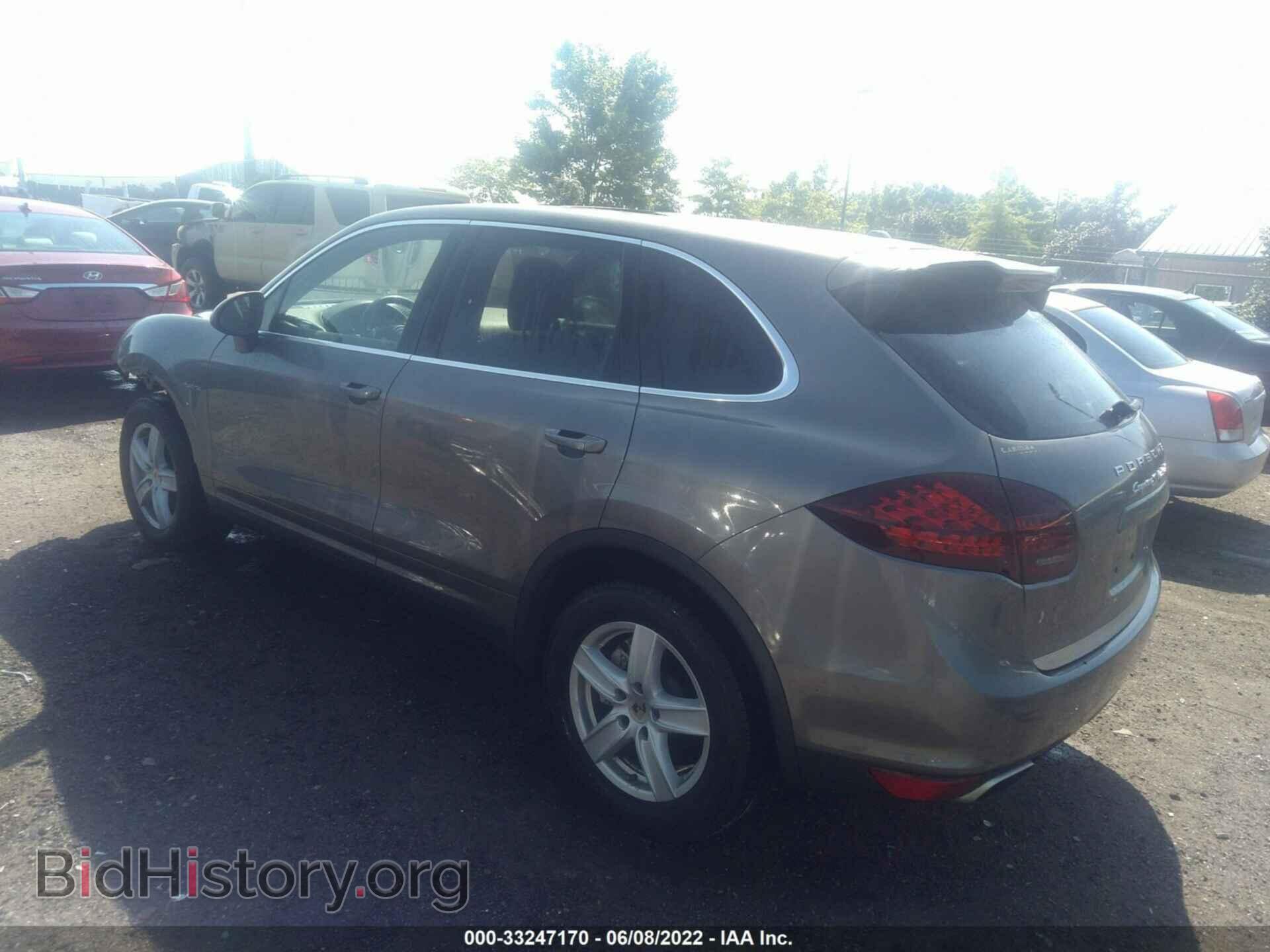 2012 PORSCHE CAYENNE - VIN: WP1AE2A24CLA92233 - Фото 3