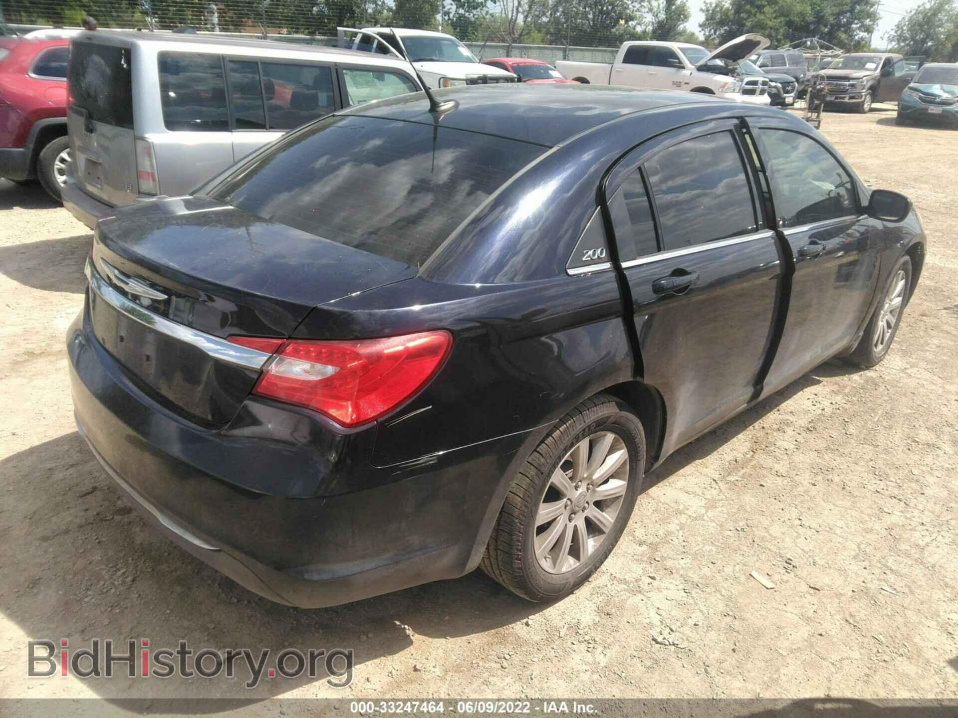 2011 CHRYSLER 200 - VIN: 1C3BC1FG8BN511296 - Фото 4