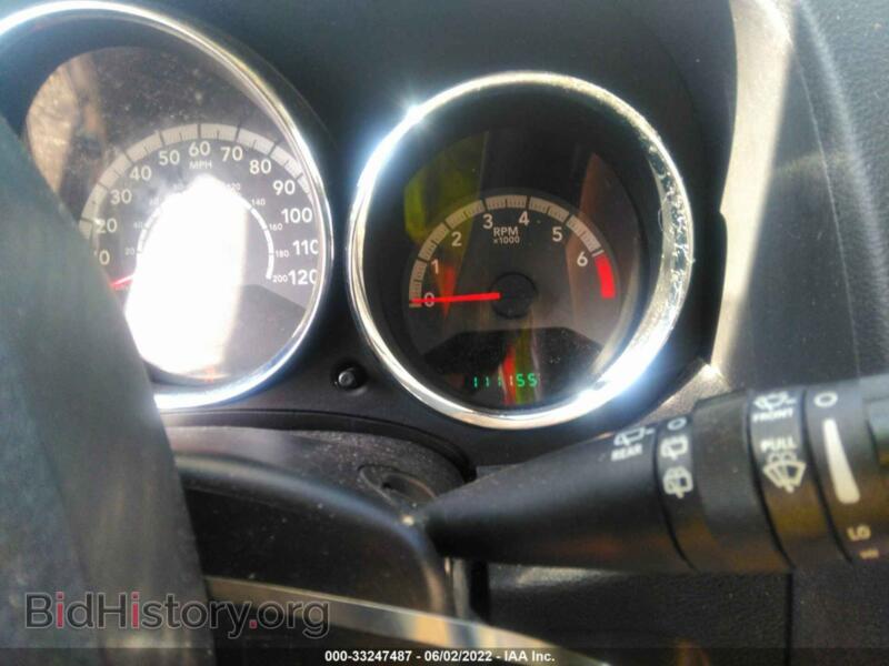 2011 Dodge CALIBER (VIN 1B3CB3HA3BD234250) — фото 7 из 12