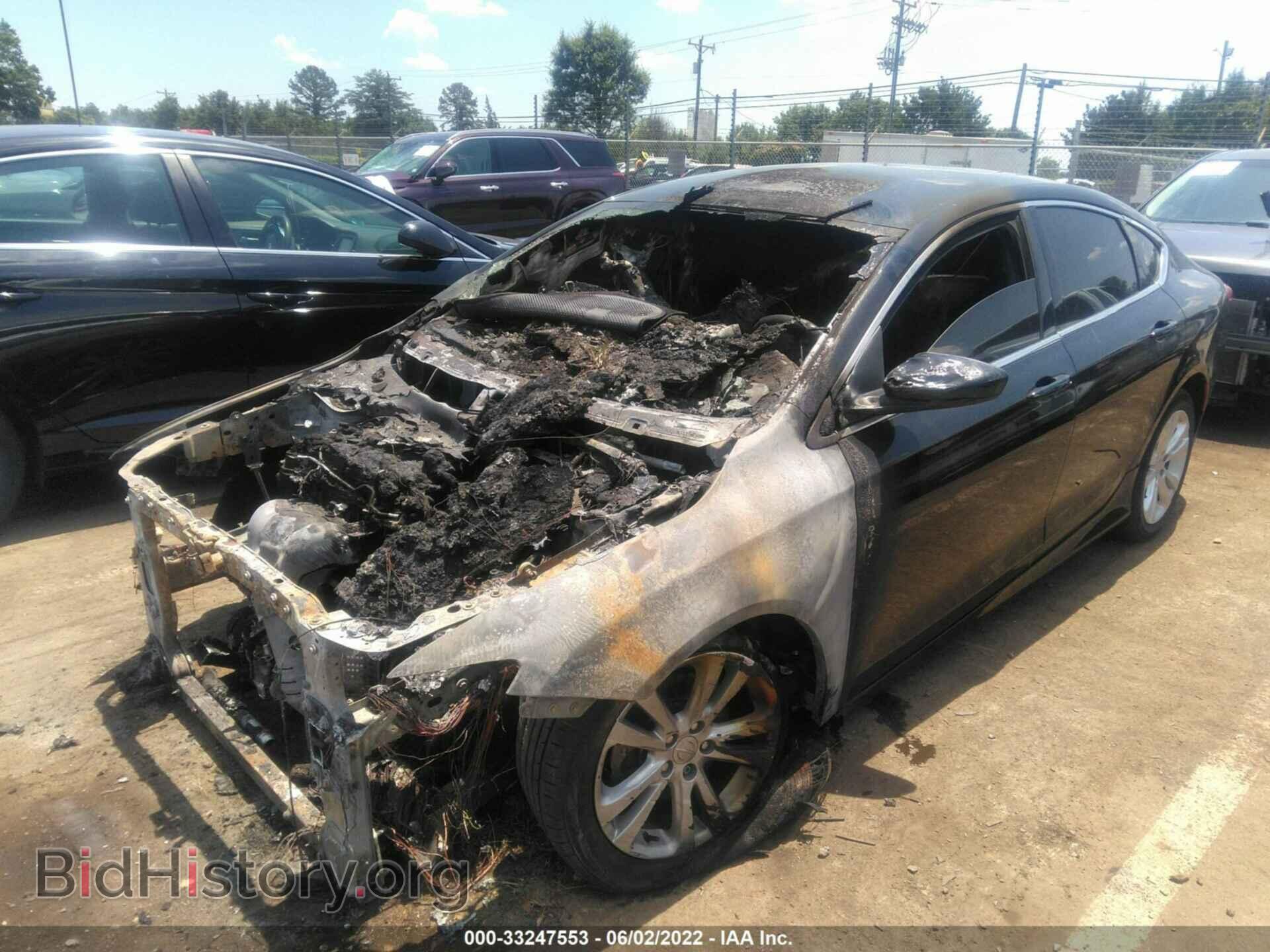 2015 CHRYSLER 200 - VIN: 1C3CCCAB0FN559635 - Фото 2