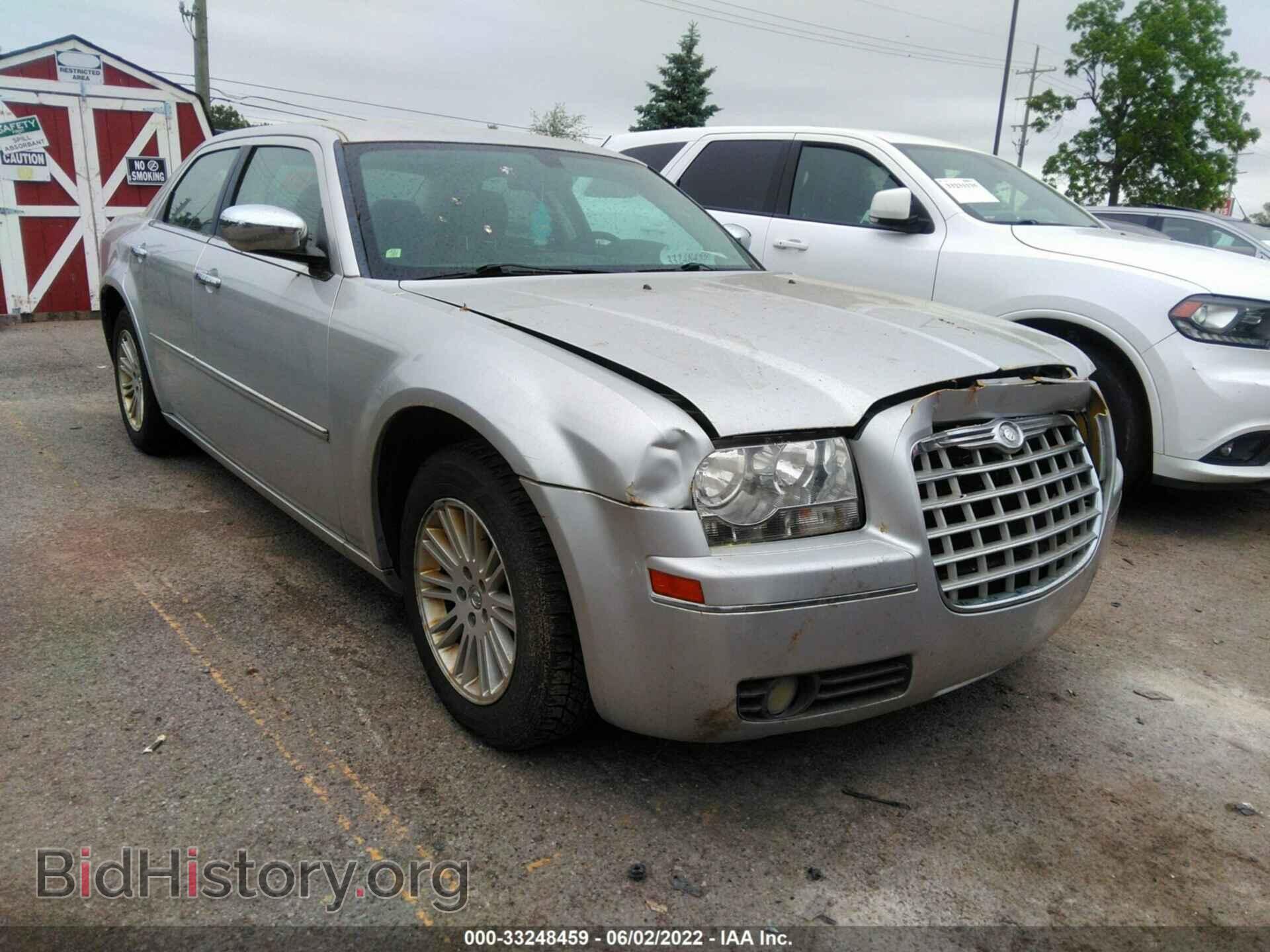Photo 2C3CA4CD9AH209643 - CHRYSLER 300 2010
