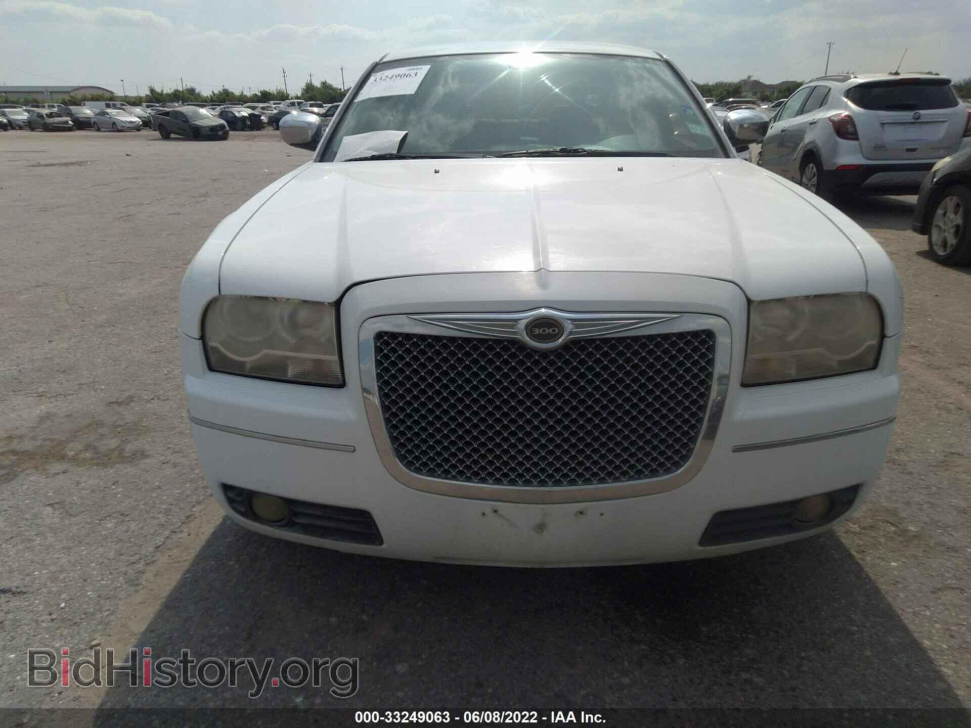 2010 CHRYSLER 300 - VIN: 2C3CA5CV2AH325071 - Фото 6