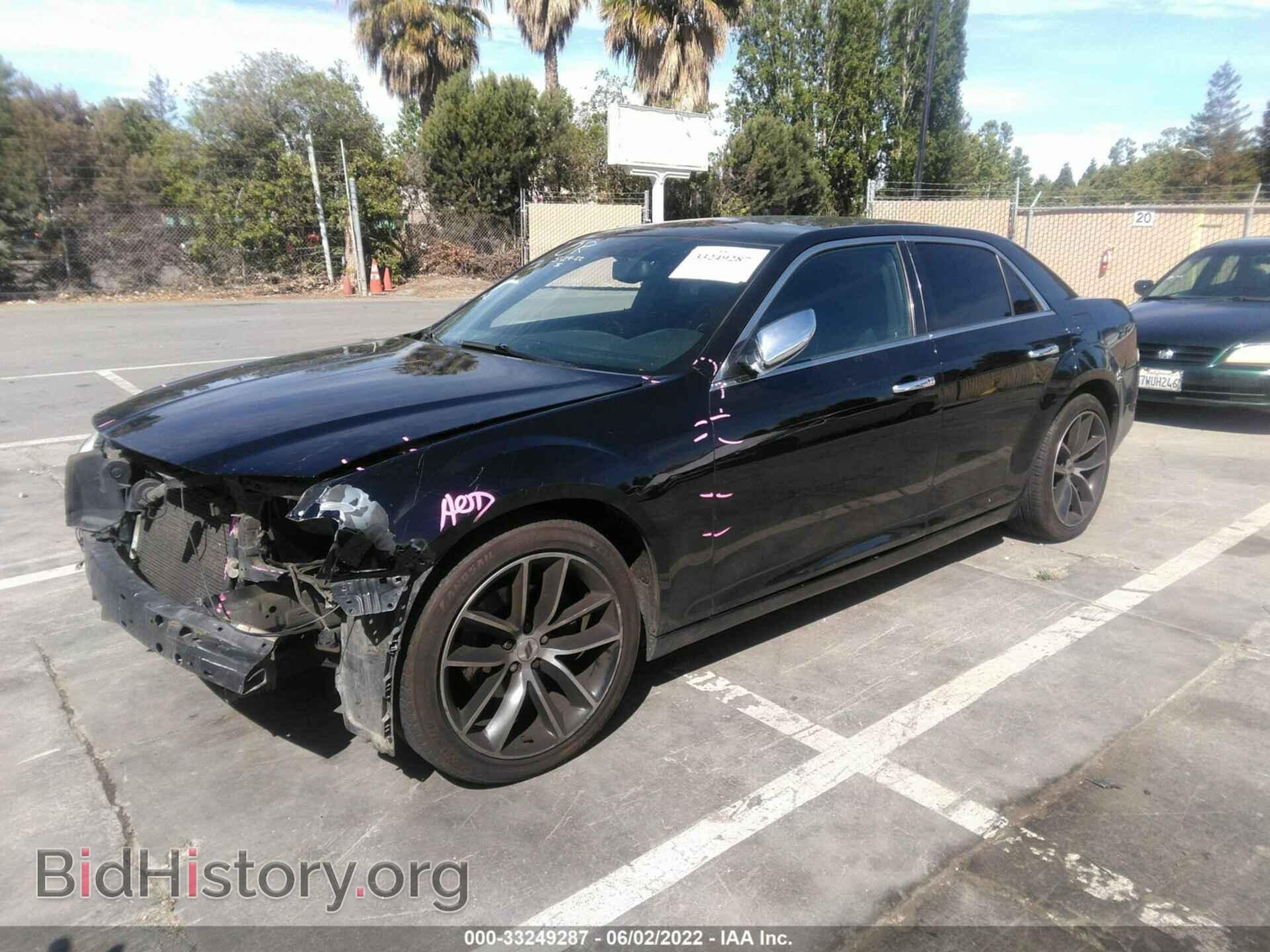 2012 CHRYSLER 300 - VIN: 2C3CCACG8CH182389 - Photo 2