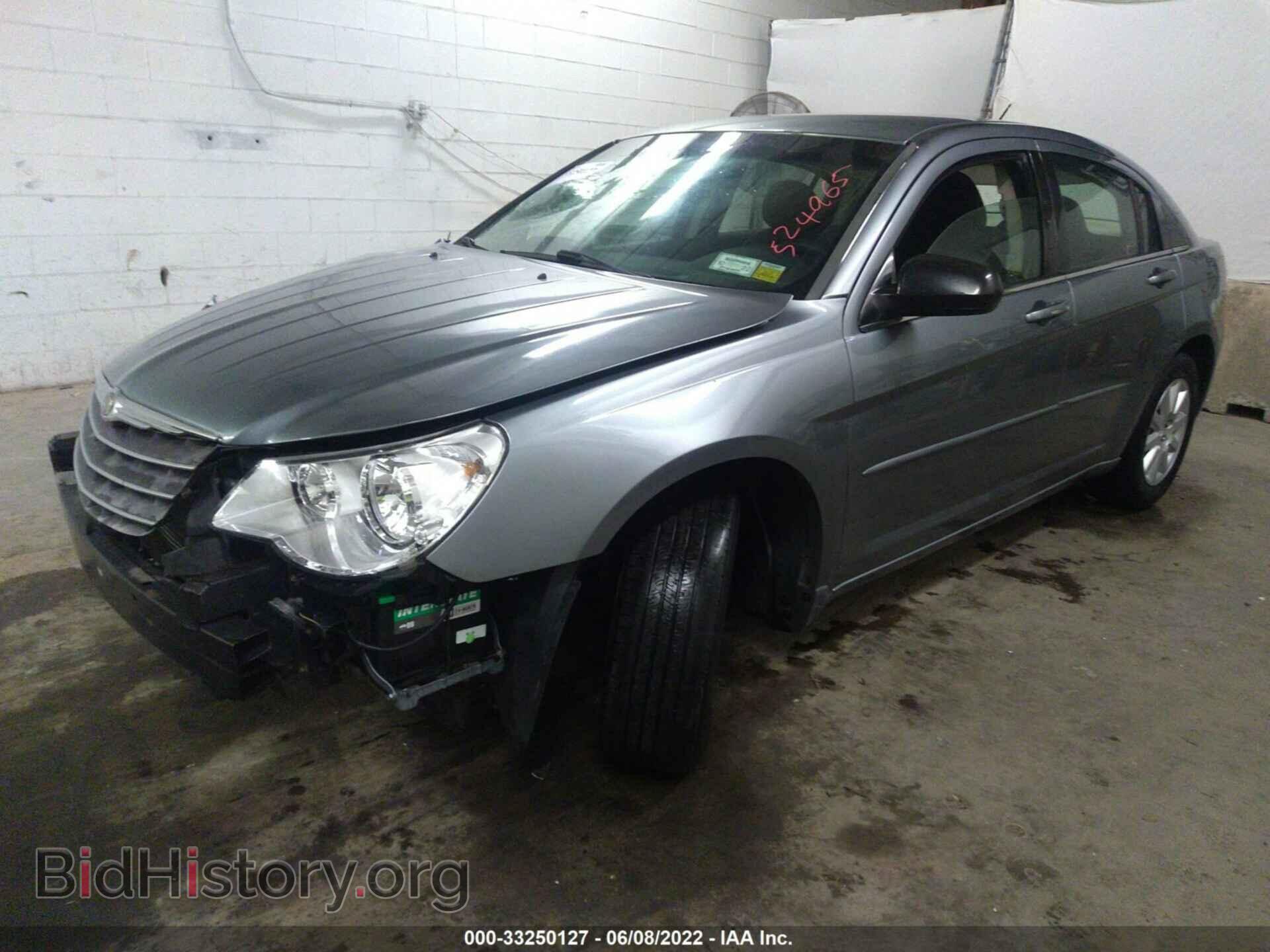 2009 CHRYSLER SEBRING - VIN: 1C3LC46B79N524965 - Фото 2