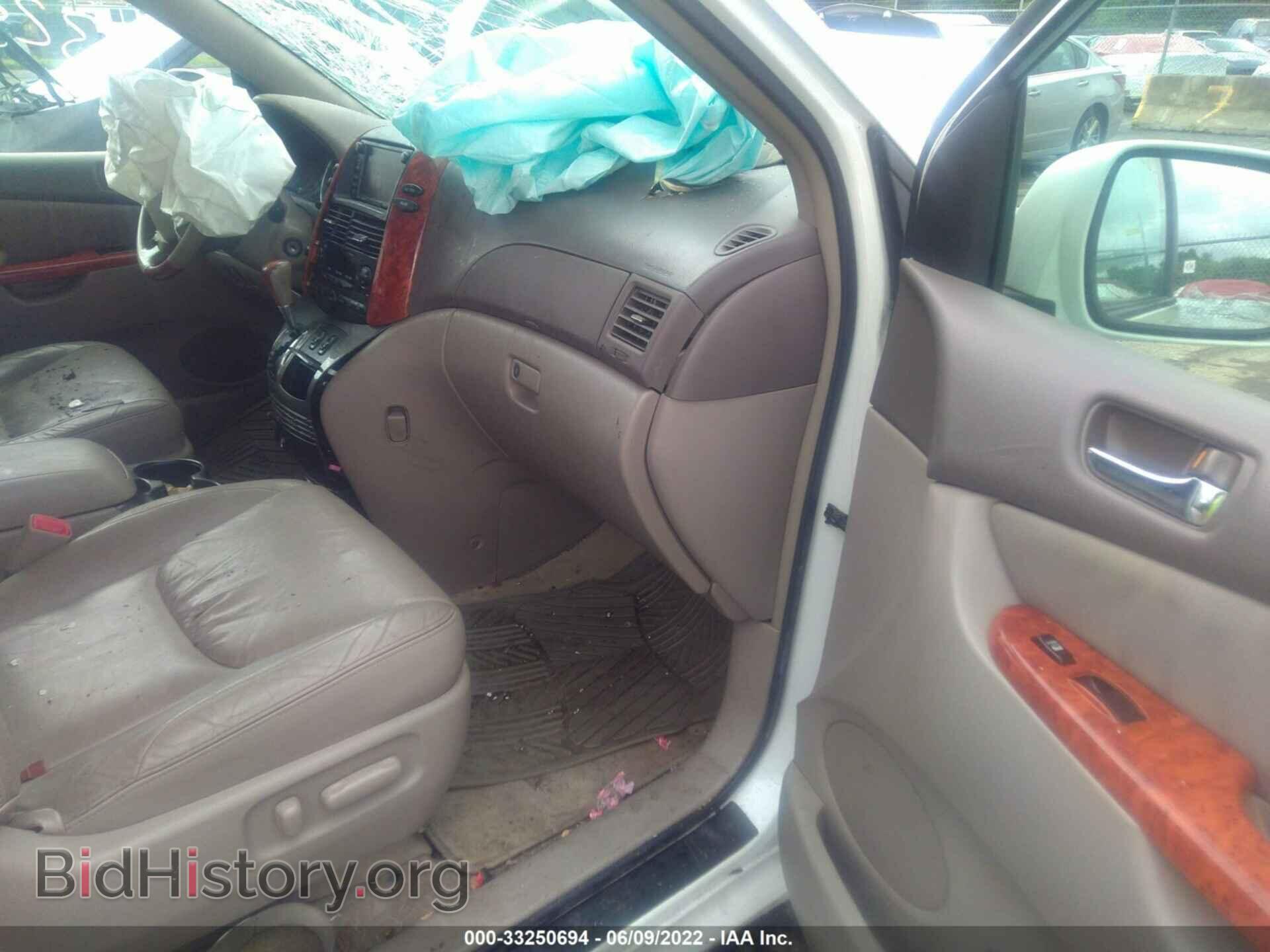 2009 TOYOTA SIENNA - VIN: 5TDBK22C19S027112 - Фото 5