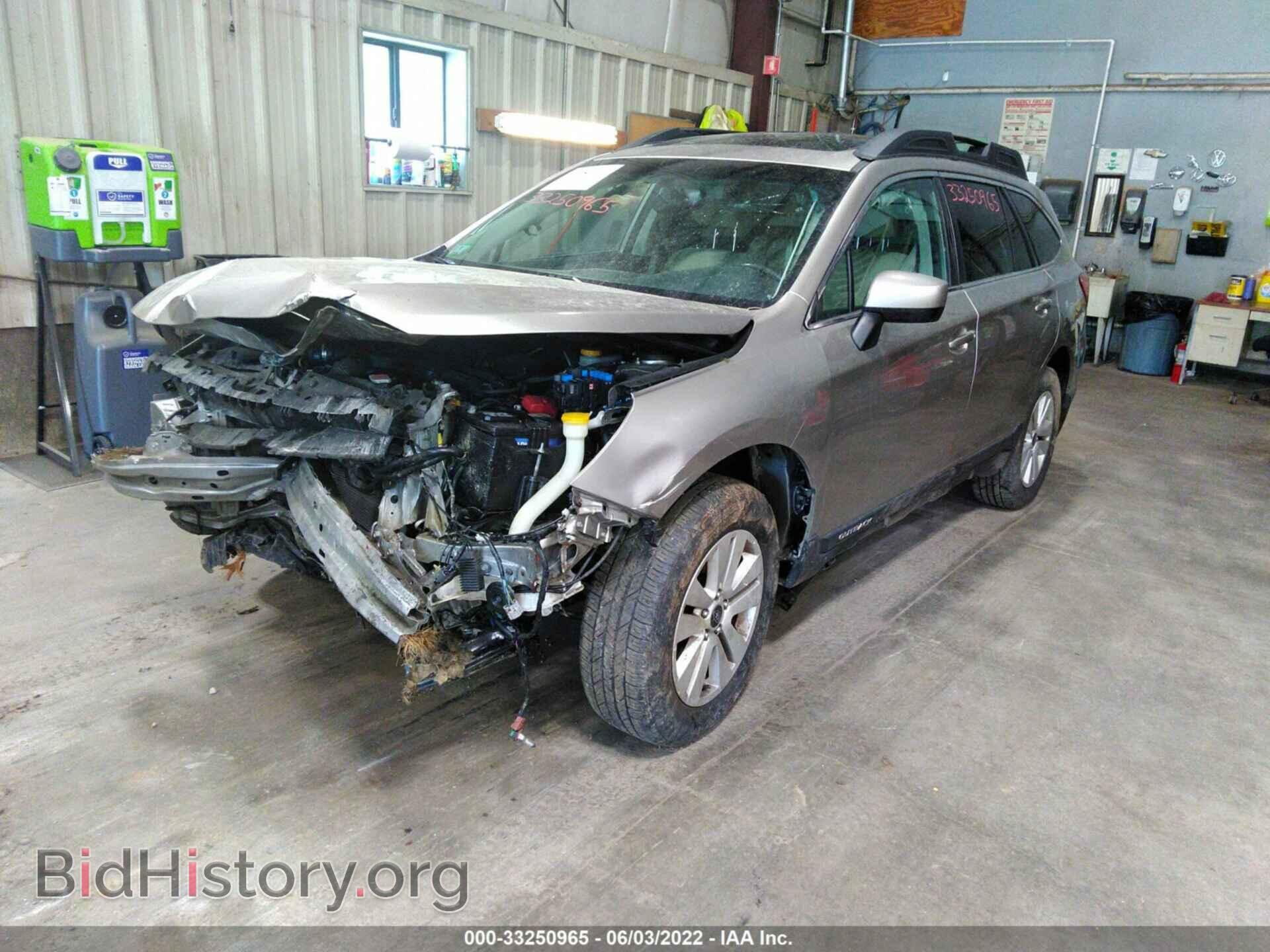 2016 SUBARU OUTBACK - VIN: 4S4BSADC8G3352079 - Фото 2