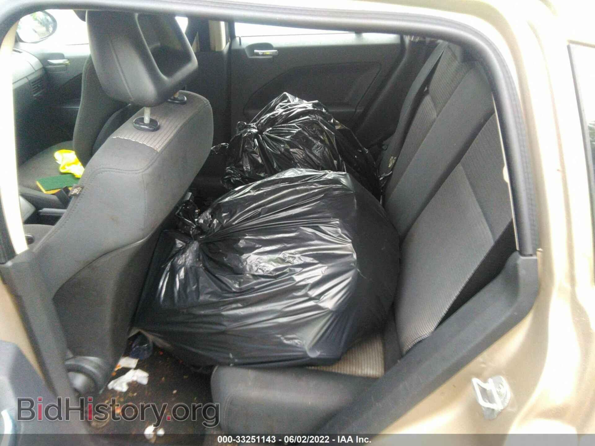 2009 DODGE CALIBER - VIN: 1B3HB48A09D147637 - Photo 8