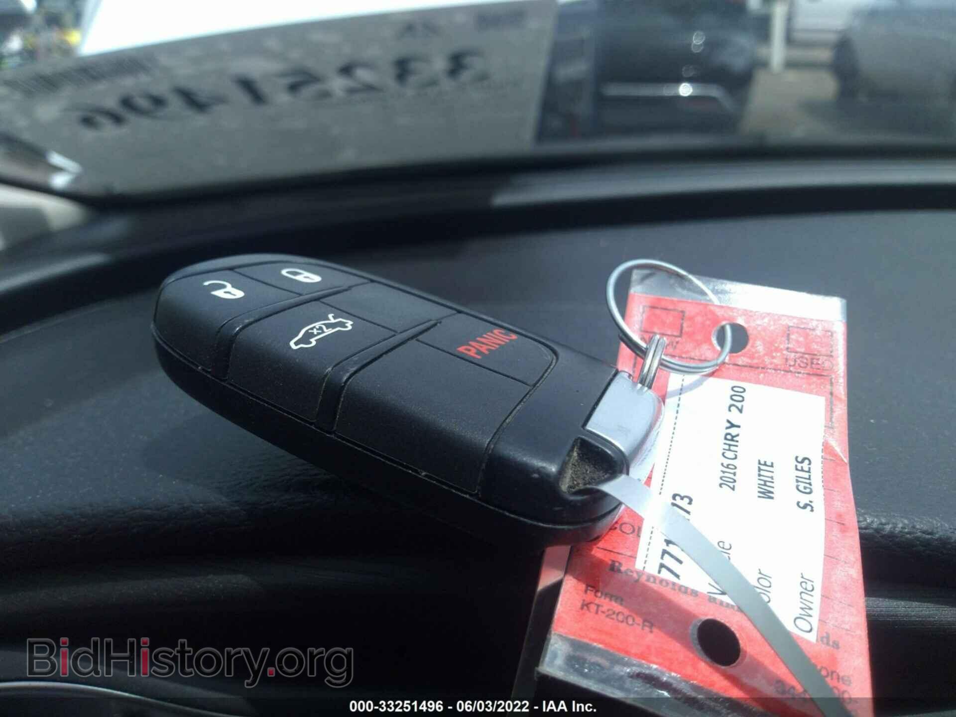 2016 CHRYSLER 200 - VIN: 1C3CCCFB0GN191712 - Фото 11