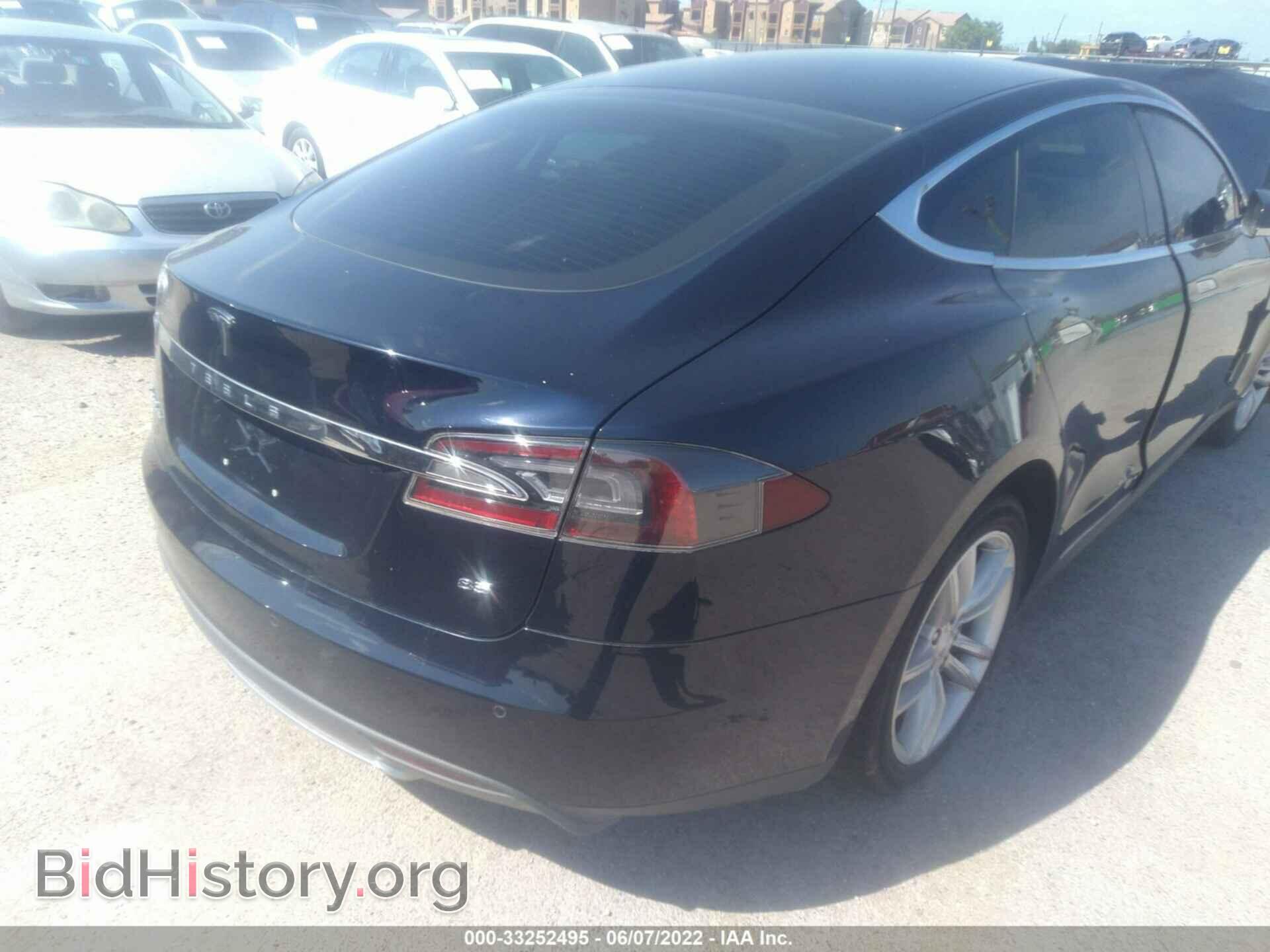 2013 TESLA MODEL S - VIN: 5YJSA1DN0DFP27339 - Фото 4