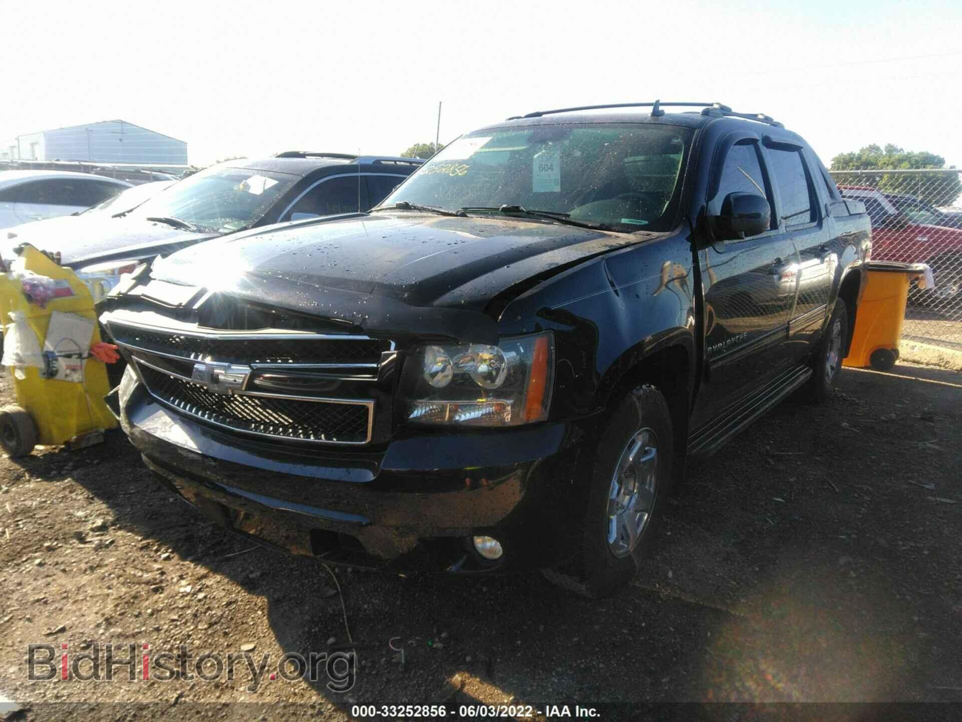 2013 CHEVROLET AVALANCHE - VIN: 3GNMCEE04DG303113 - Фото 2