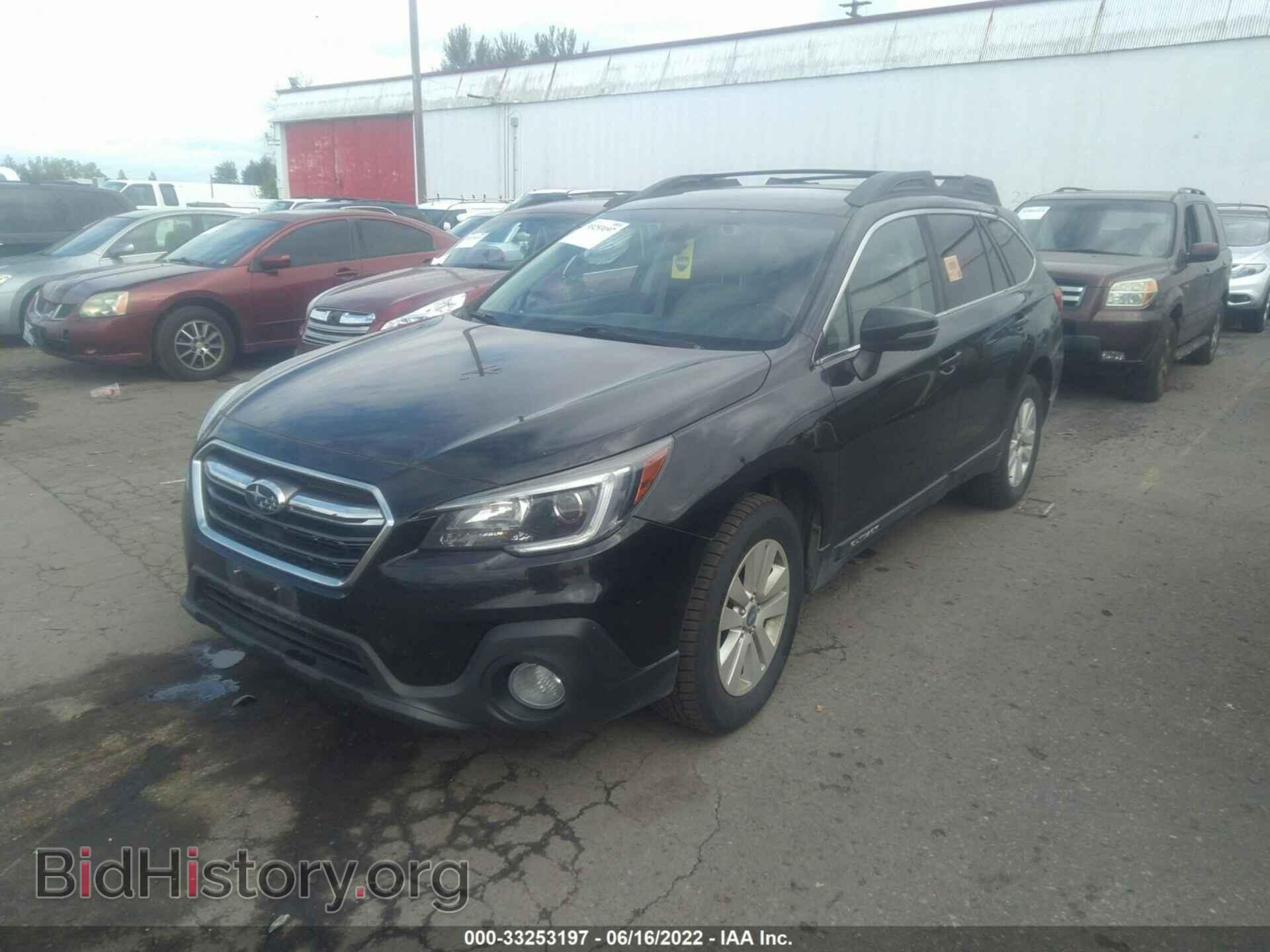 2018 SUBARU OUTBACK - VIN: 4S4BSAFCXJ3358048 - Фото 2