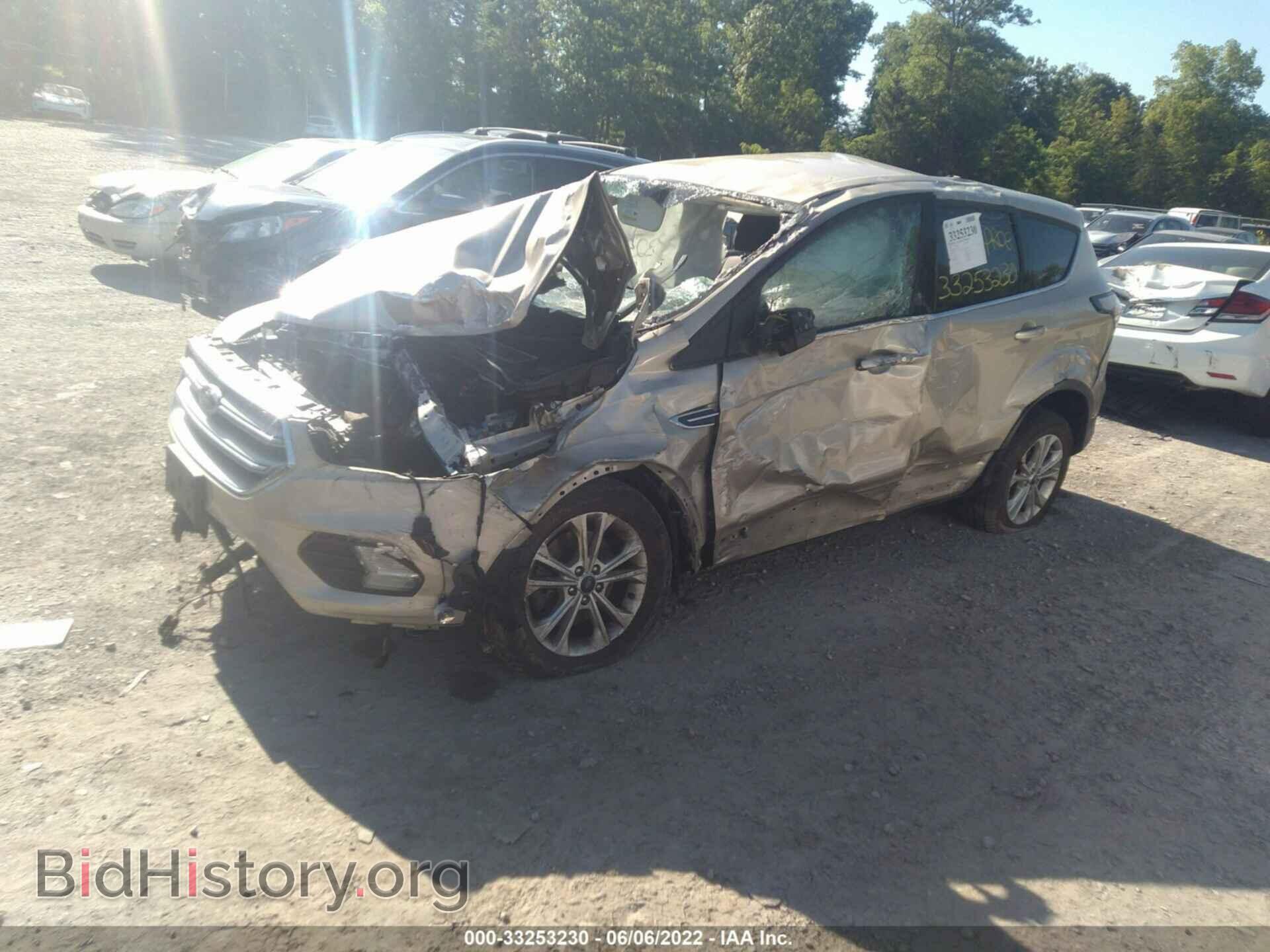 2017 FORD ESCAPE - VIN: 1FMCU9G9XHUF00872 - Фото 2