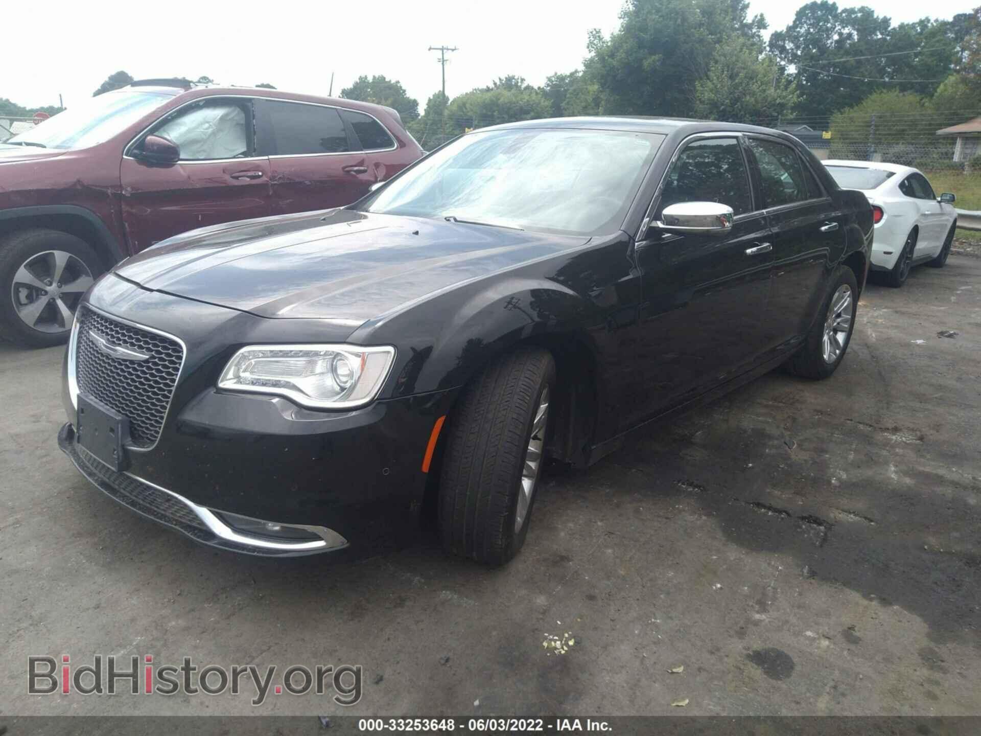 2015 CHRYSLER 300 - VIN: 2C3CCAEGXFH853353 - Фото 2