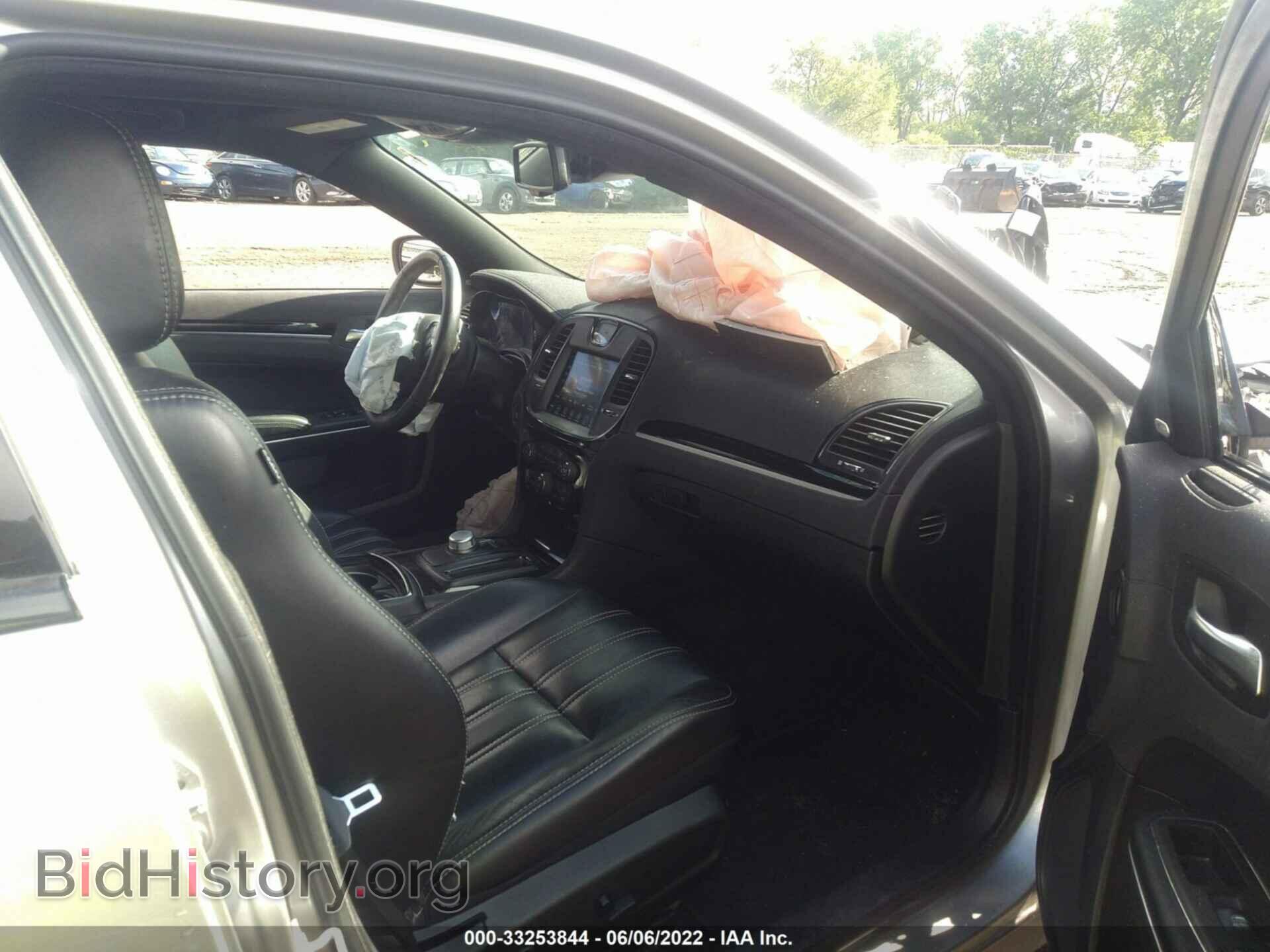 2018 CHRYSLER 300 - VIN: 2C3CCAGG9JH296523 - Фото 5